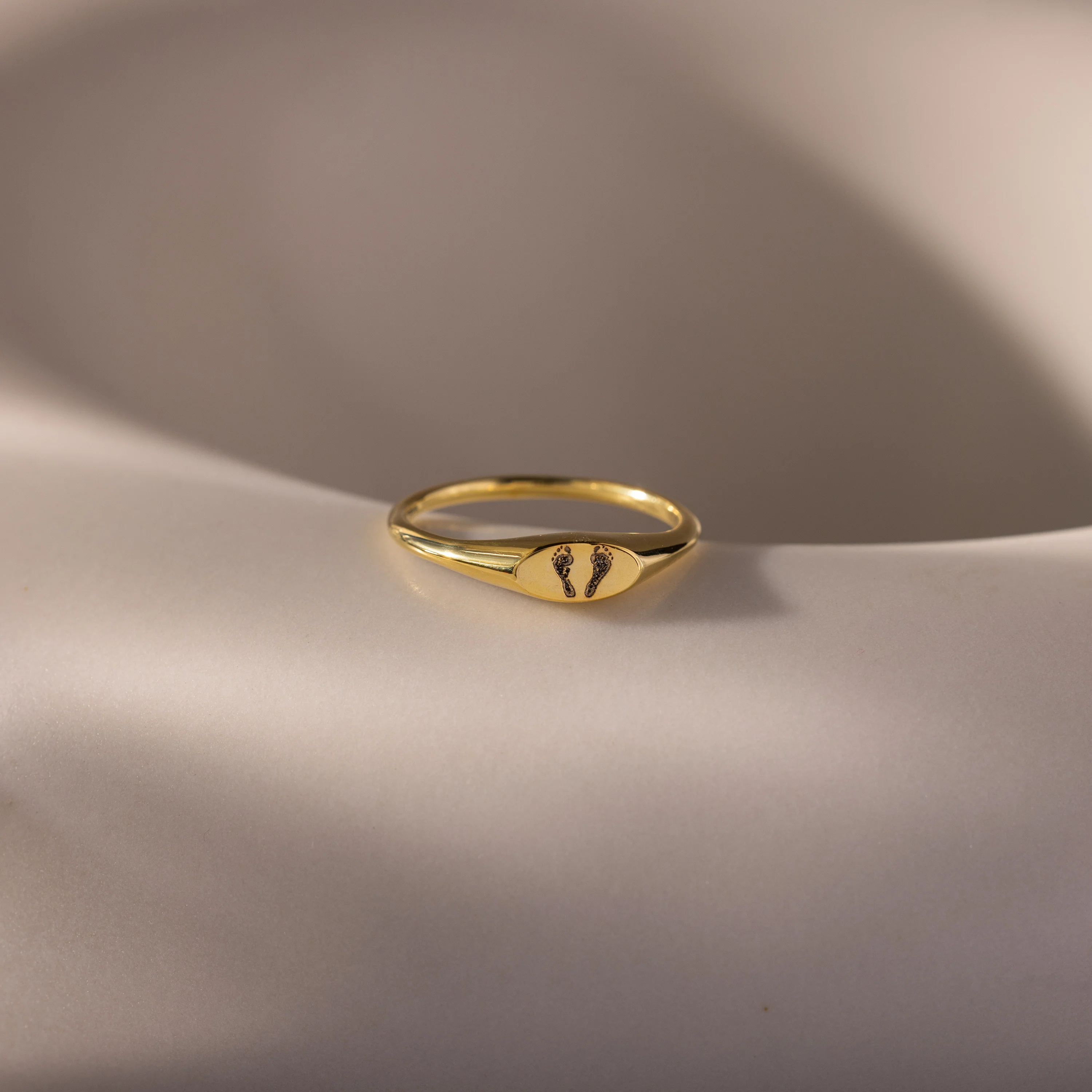 Hand & Footprint Signet Ring - Image 8
