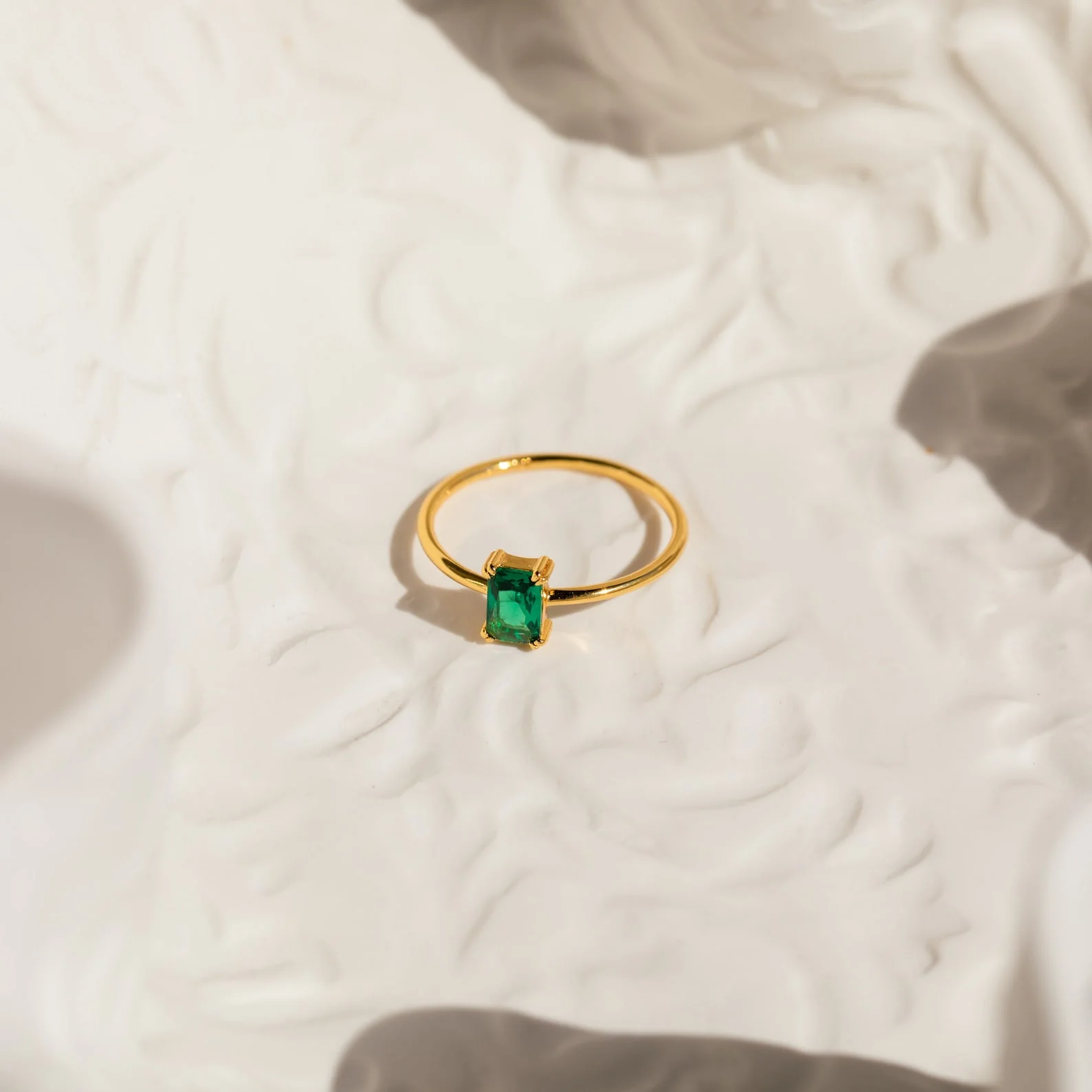 Harley Emerald Ring in 18K Gold - Image 7