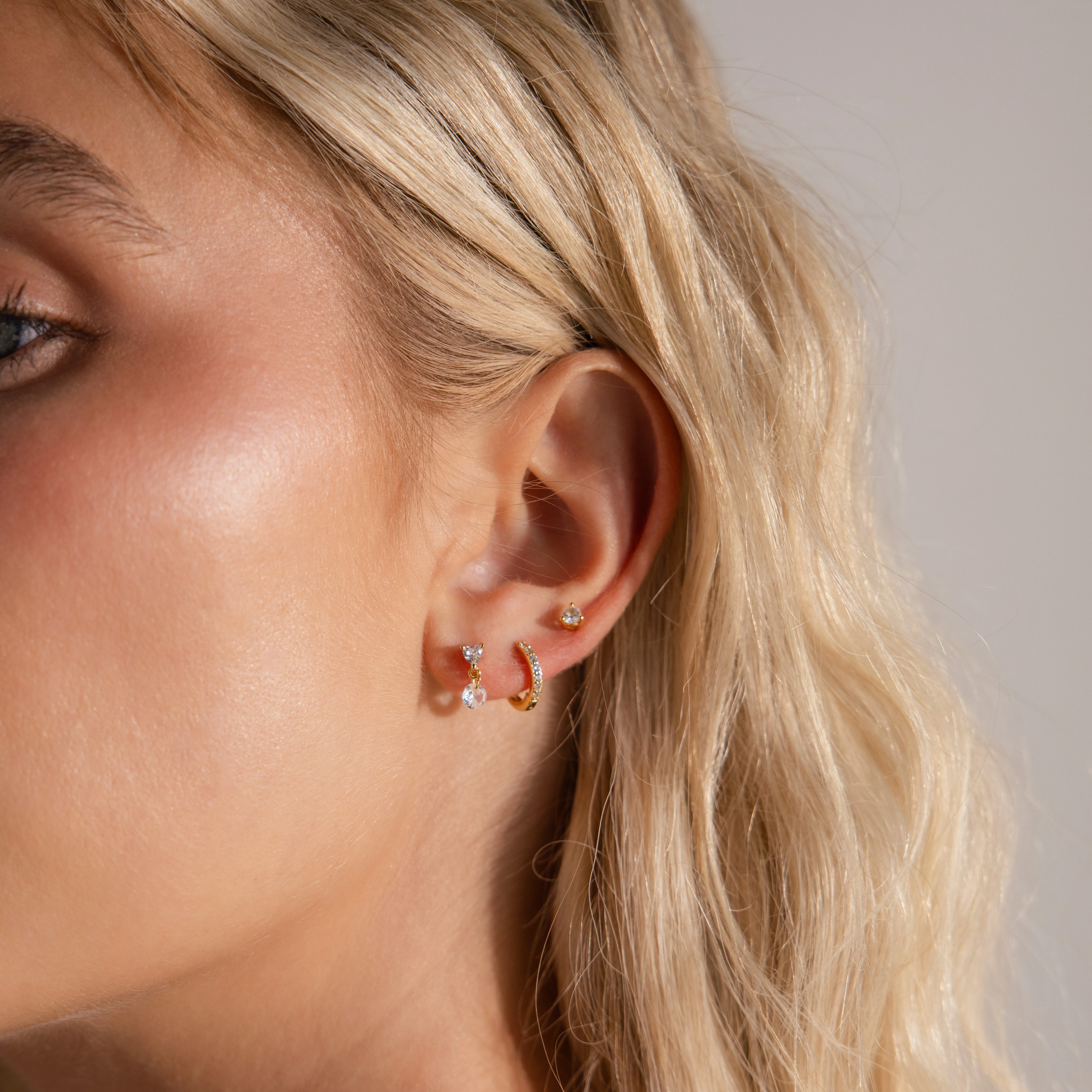 Heart Drop Flatback Studs in 18K Gold - Image 4