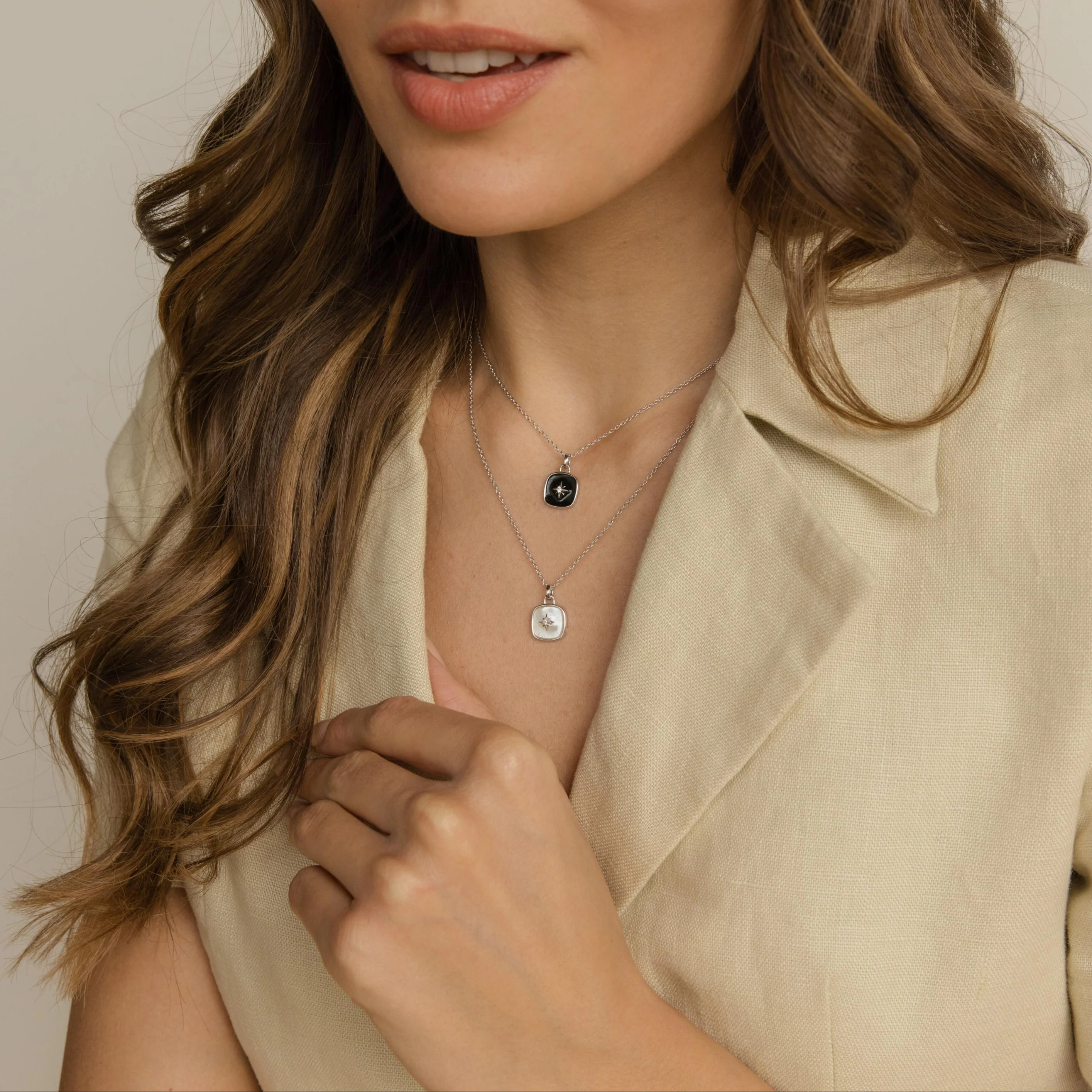 Hermoine Pendant Necklace - Image 7