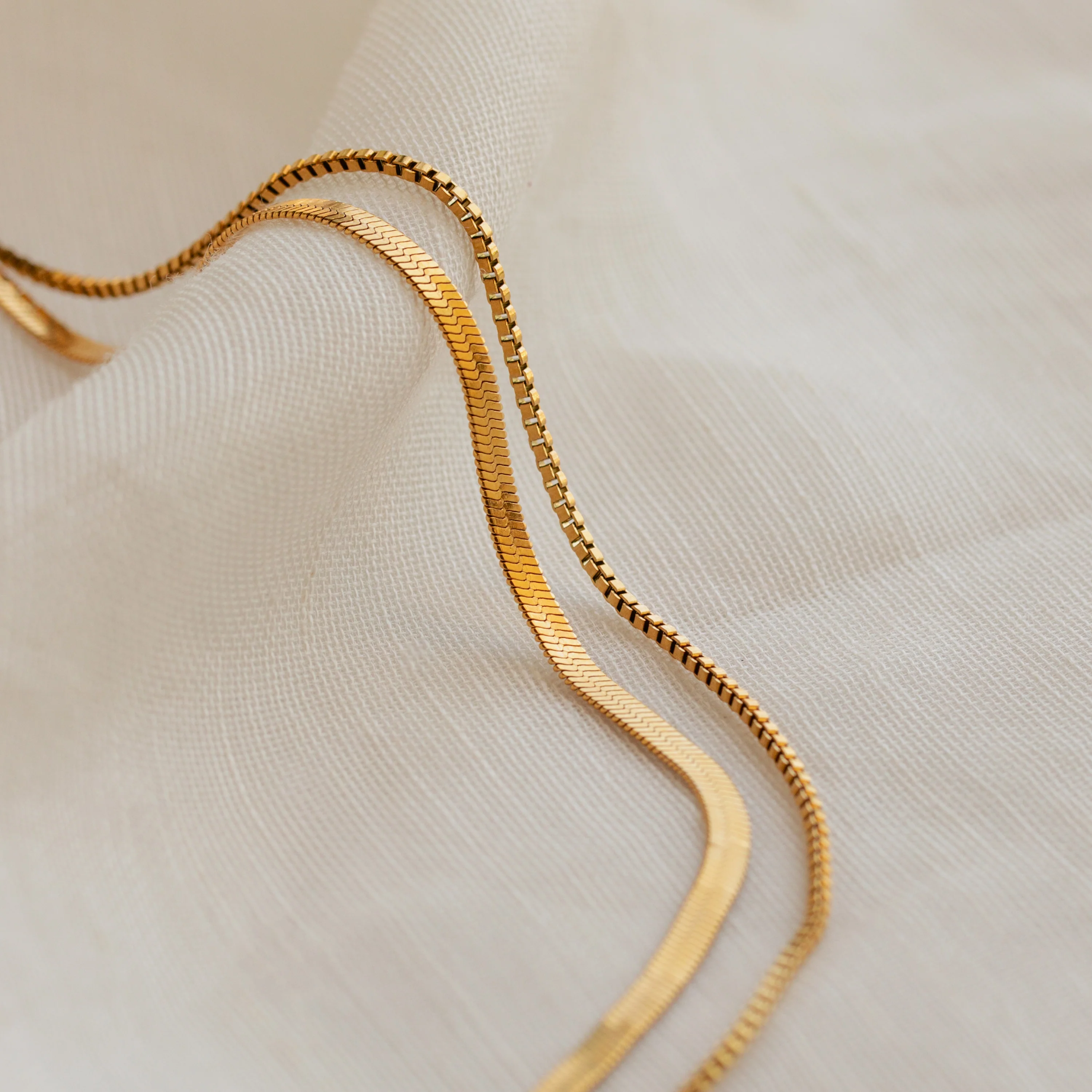 Herringbone Duo Chain Necklace - Image 10