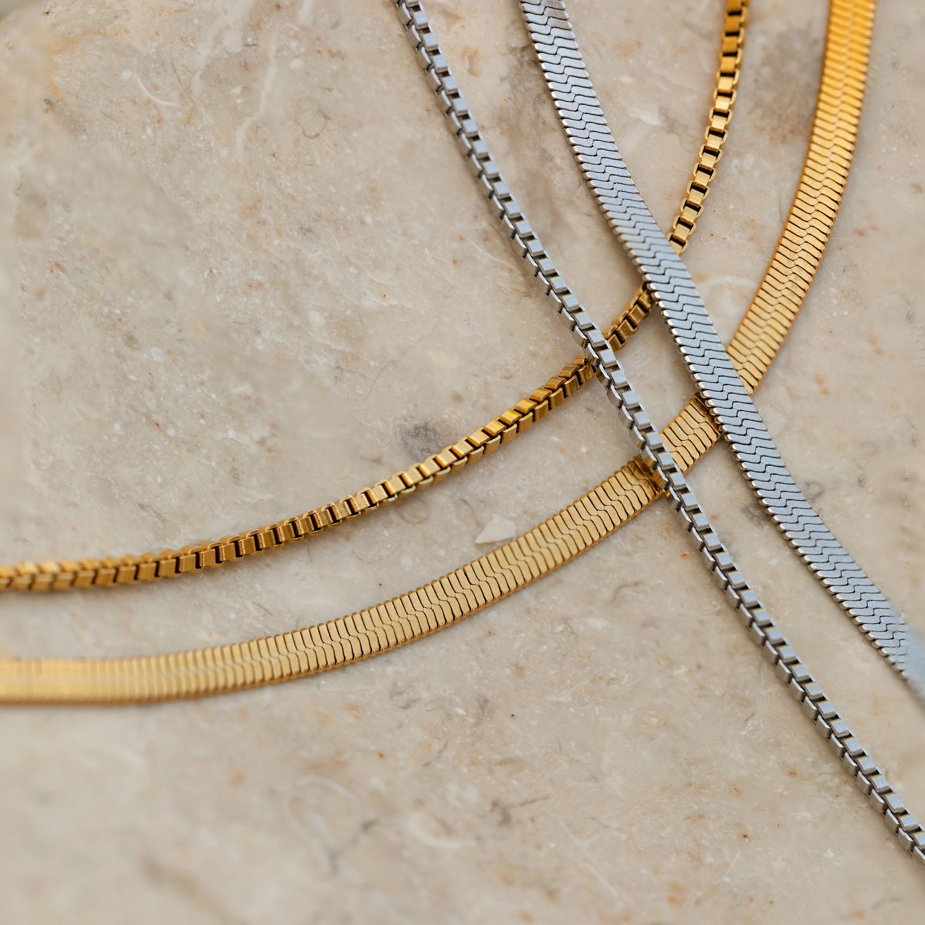 Herringbone Duo Chain Necklace in Silver - Image 4