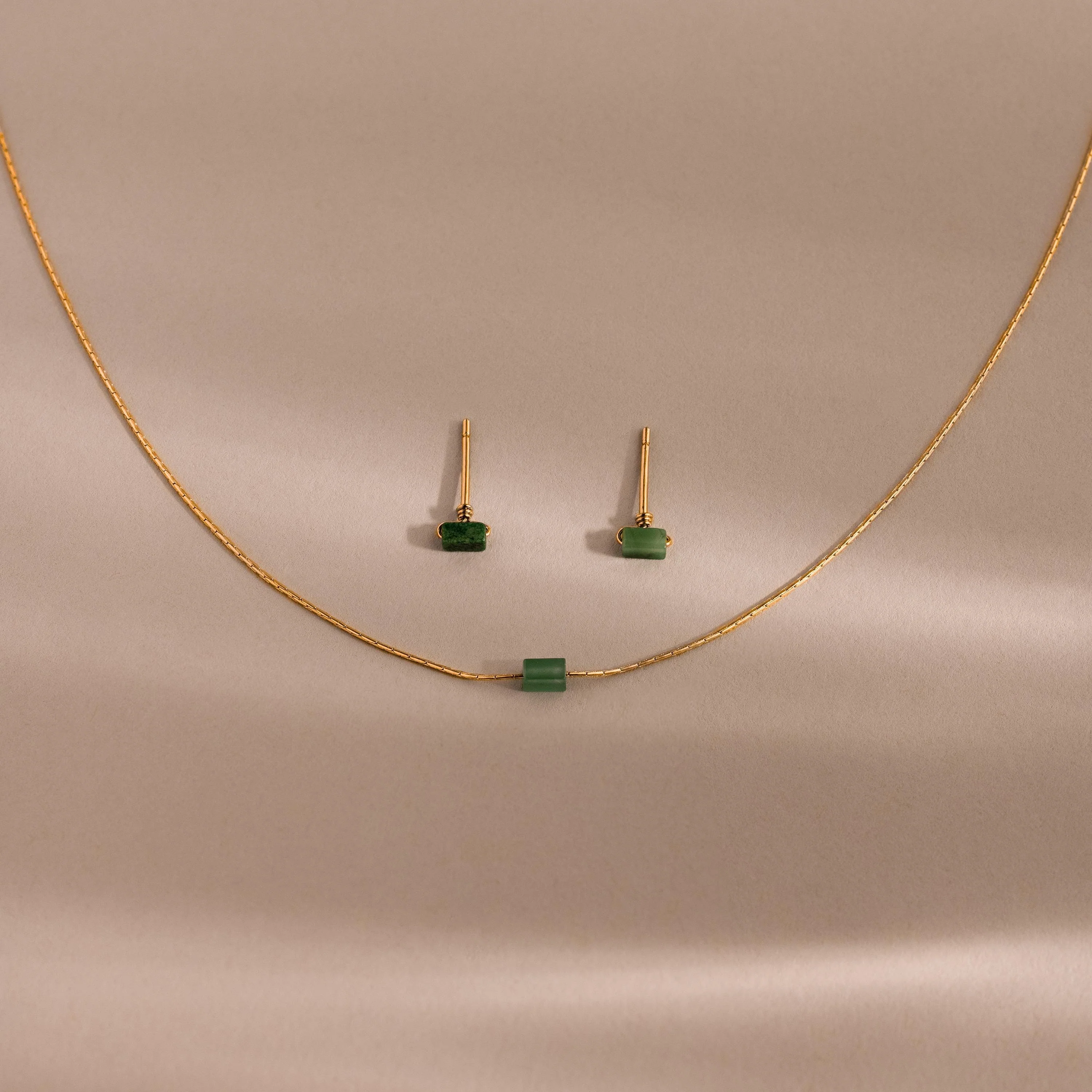 Jade Bar Jewelry Set - Image 3