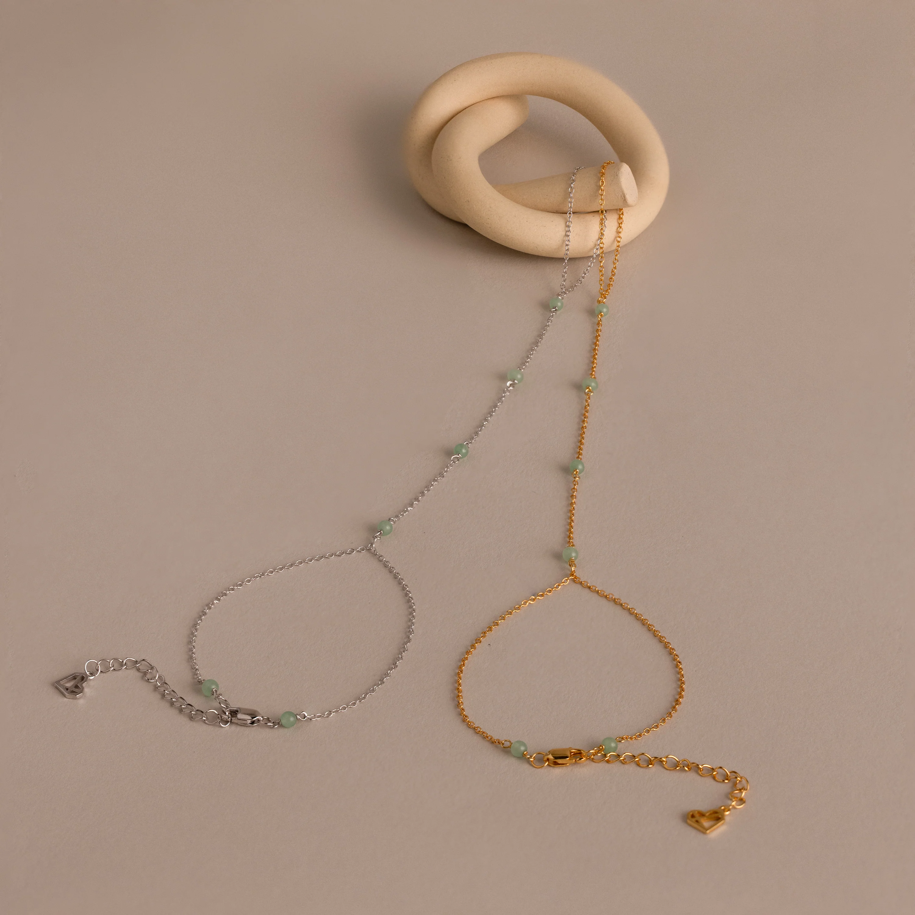 Jade Hand Chain Bracelet in 18K Gold - Image 7