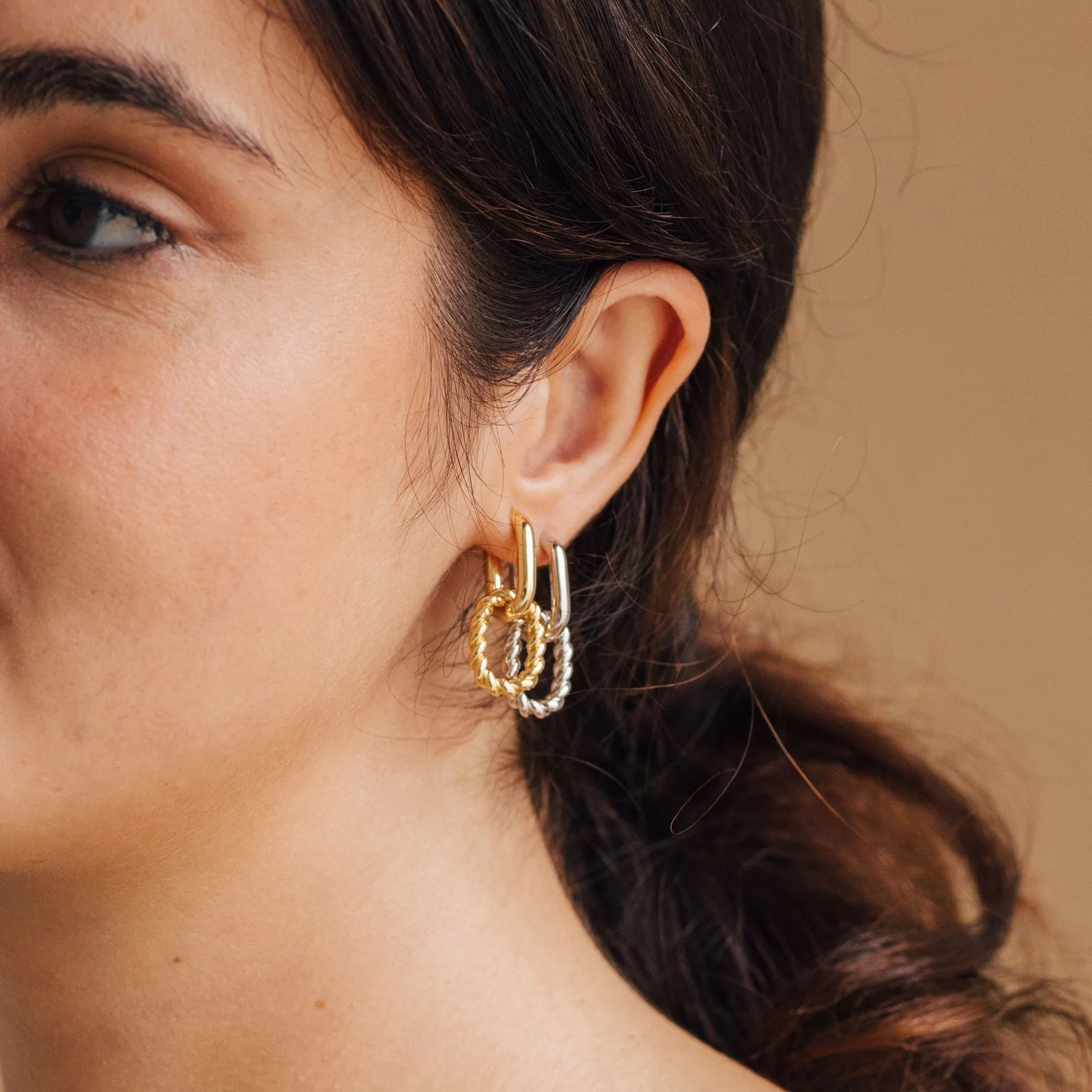 Kenzie Chain Link Earrings - Image 6