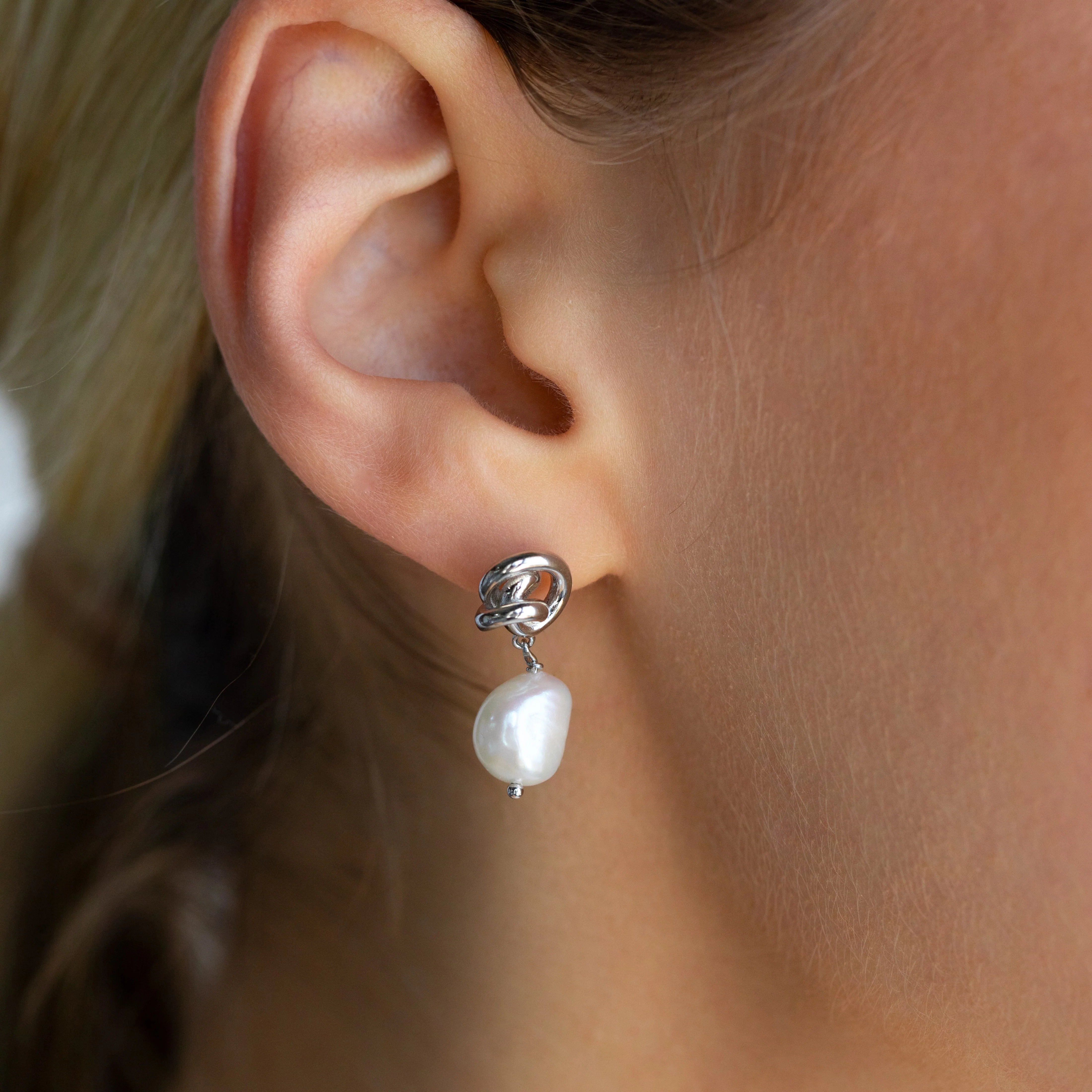 Knot Pearl Drop Earrings - Image 4