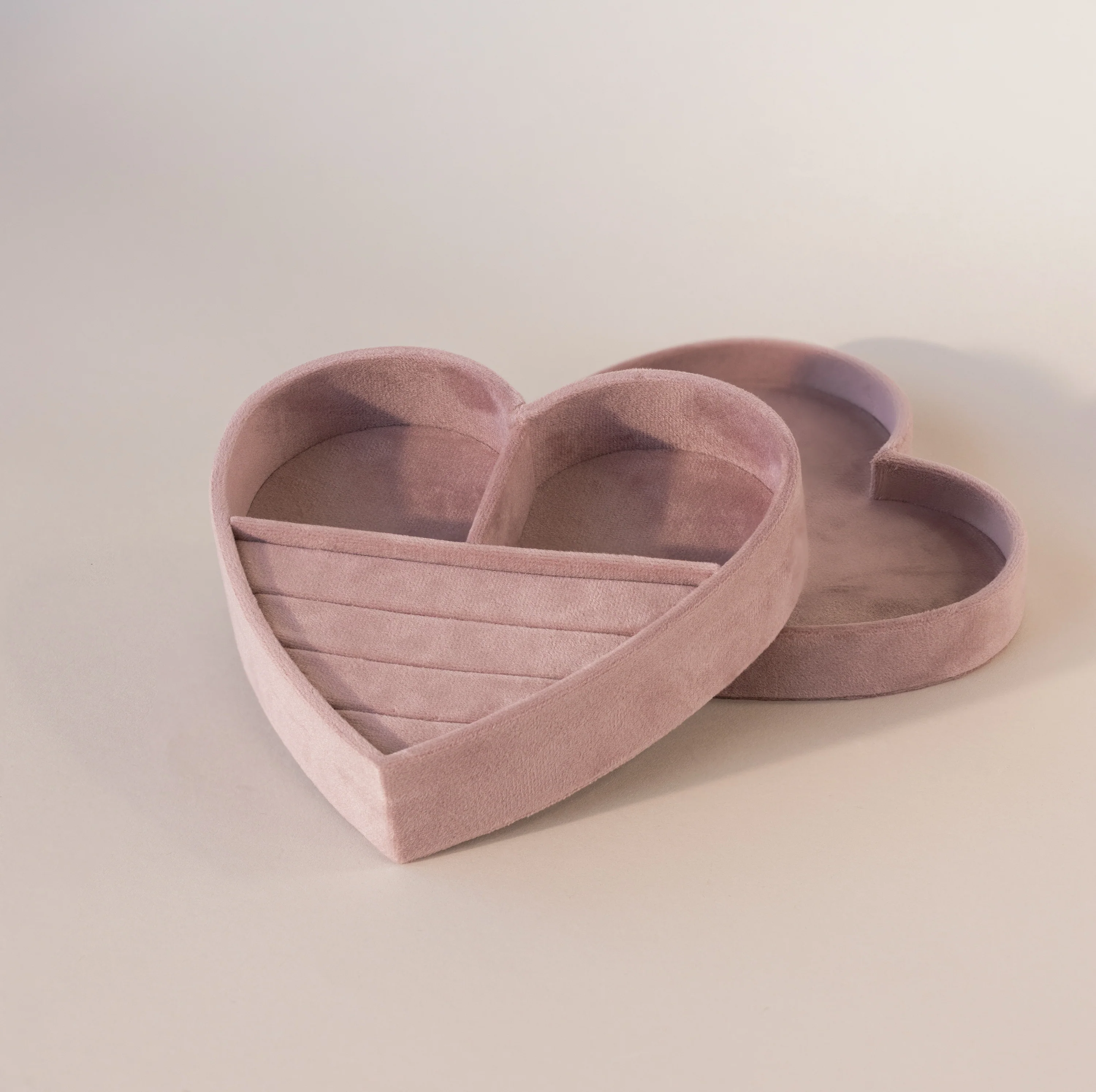 Large Heart Box - Image 2