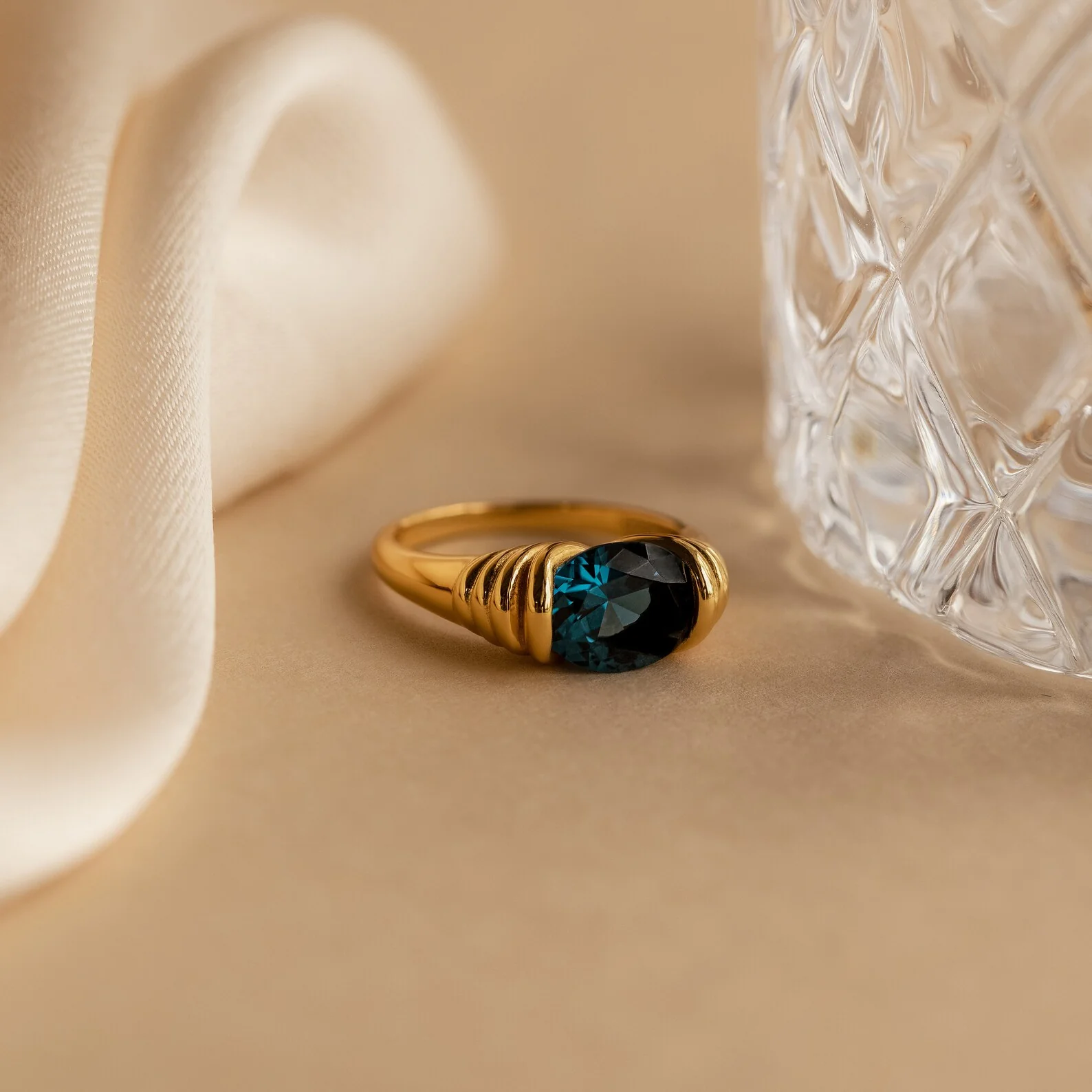 London Blue Signet Ring - Image 3