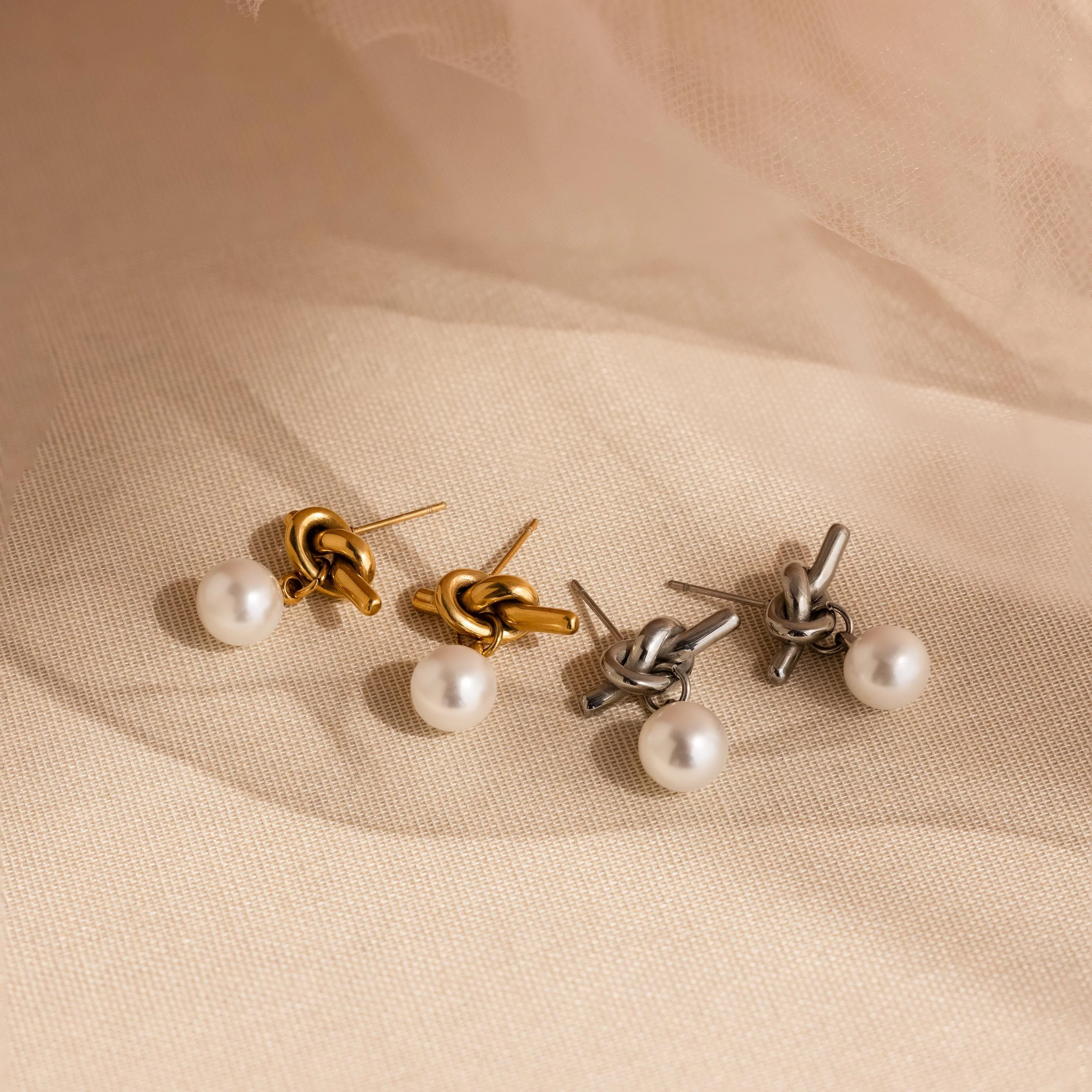 Love Knot Pearl Earrings - Image 3