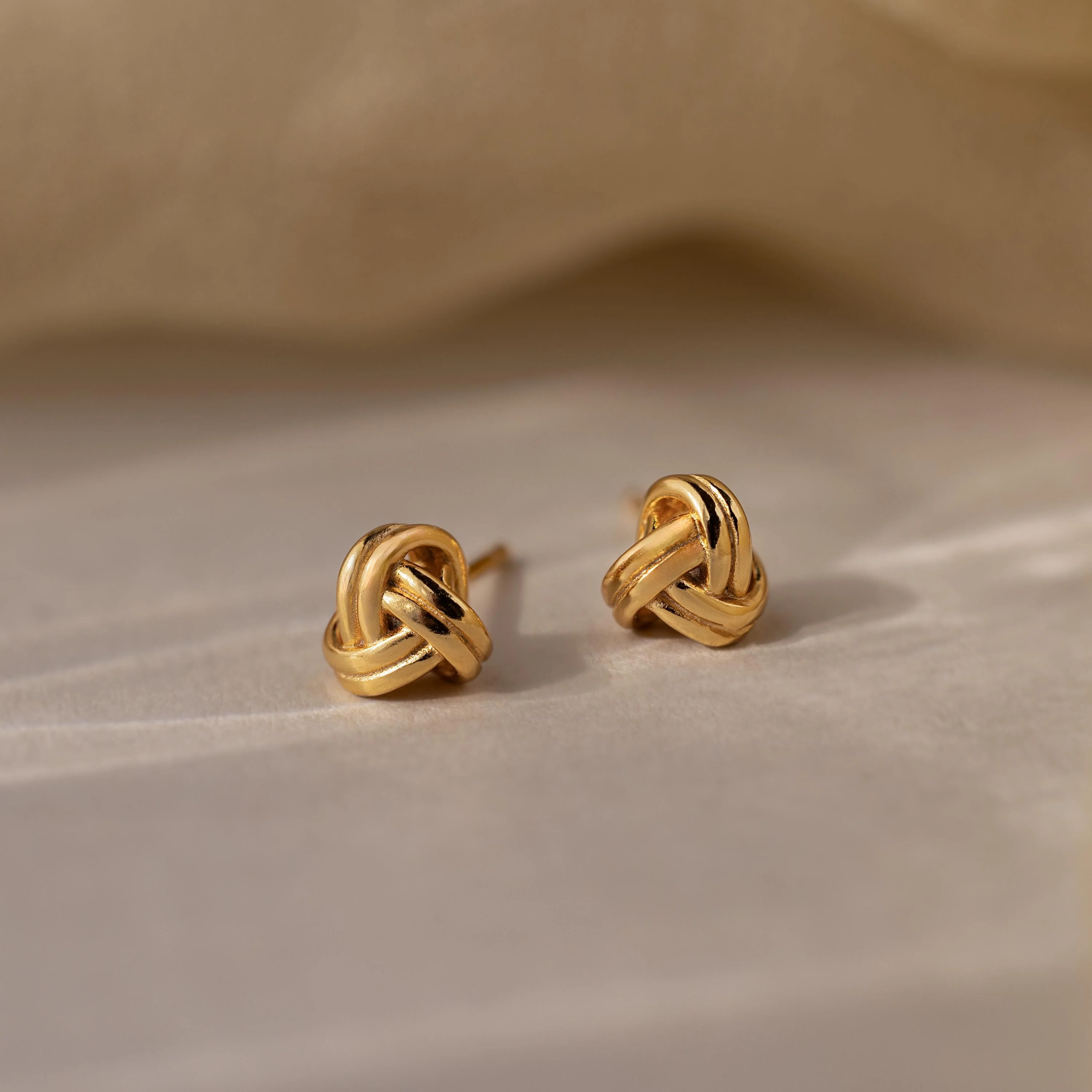 Love Knot Studs in 18K Gold - Image 5