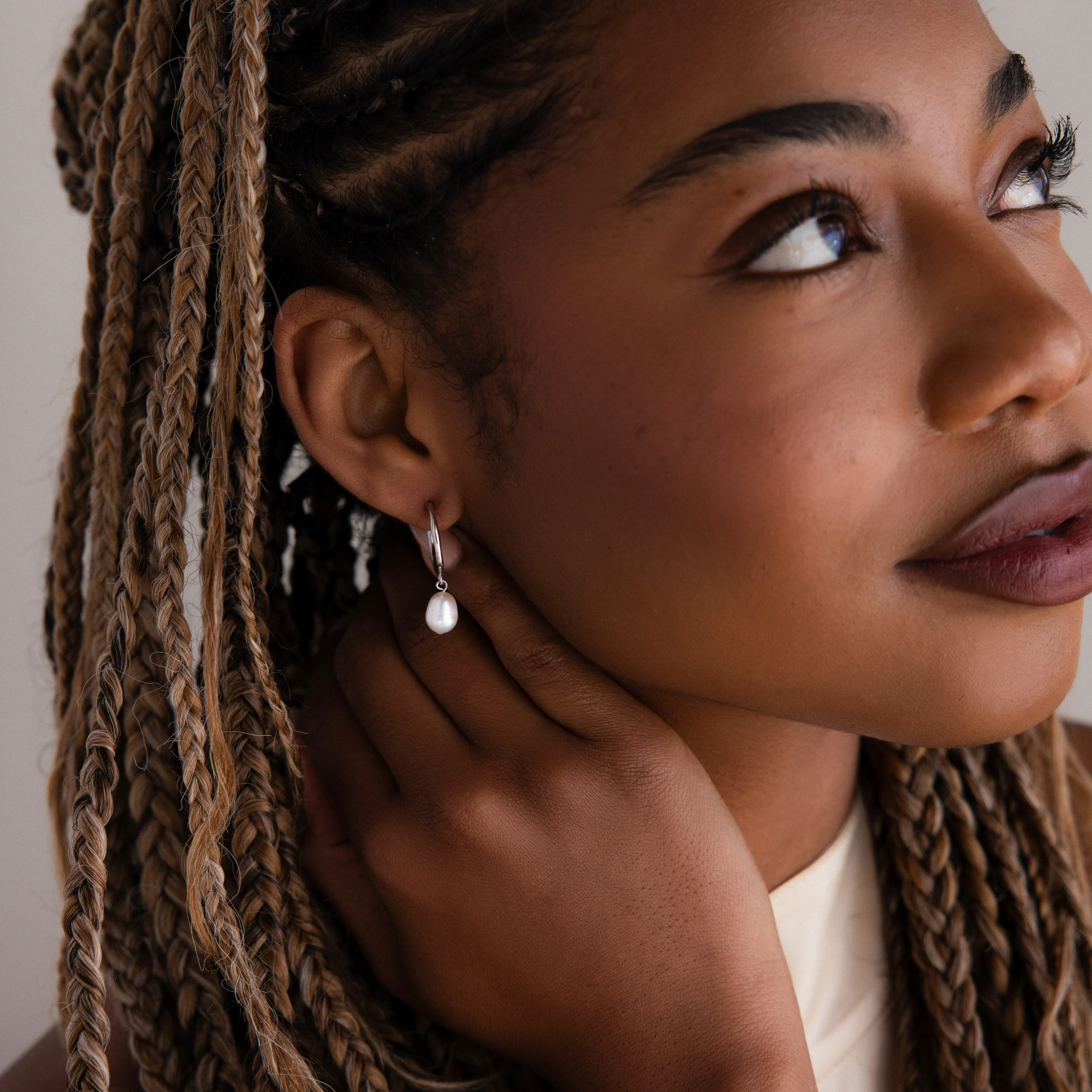 Margot Pearl Hoops in Silver - Image 2