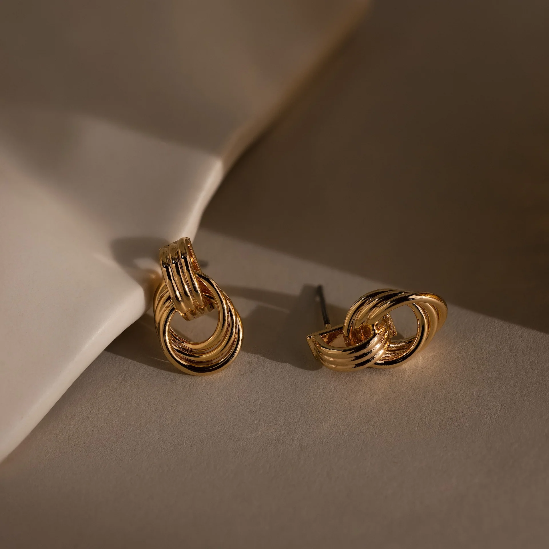 Micro Triple Knot Earrings in 18K Gold - Image 2