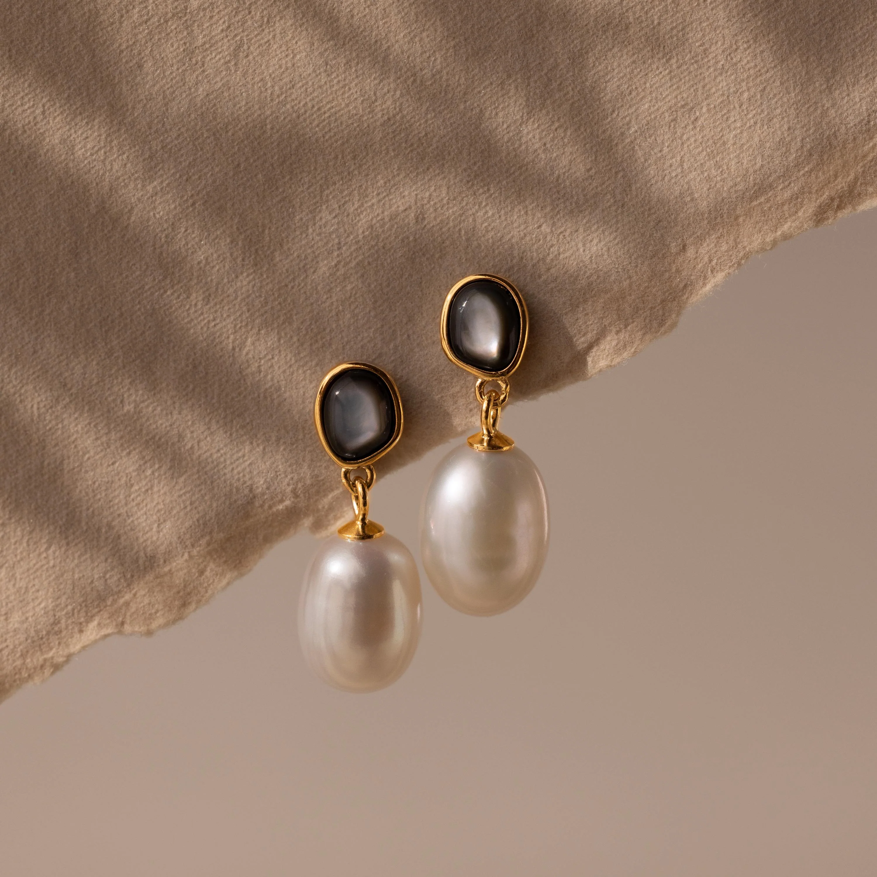Midnight Pearl Drop Earrings