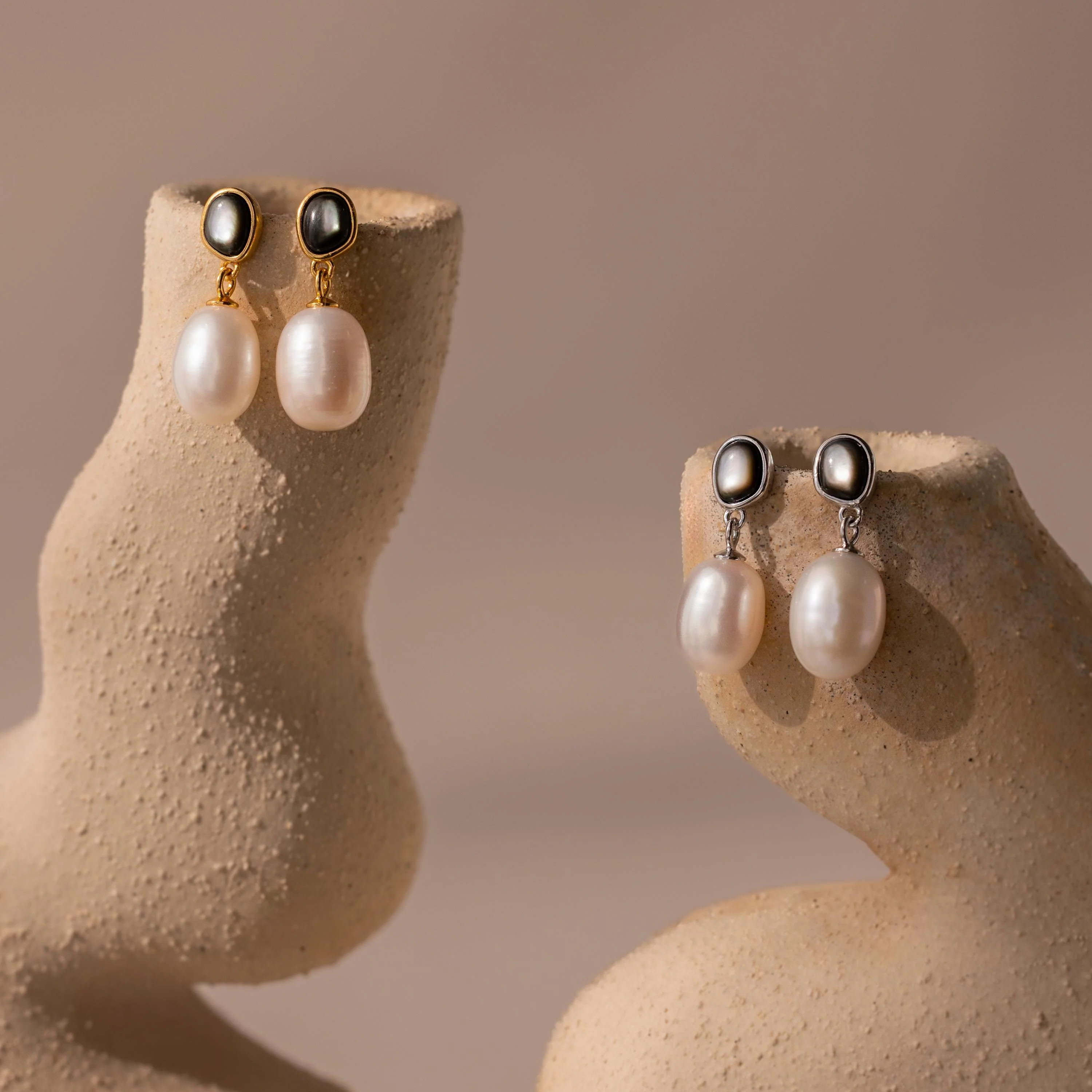 Midnight Pearl Drop Earrings - Image 4