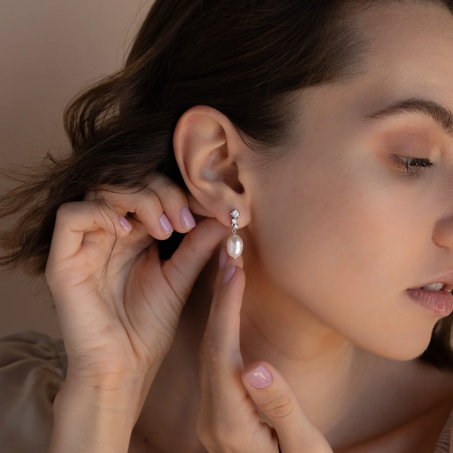Millie Drop Earrings - Image 4