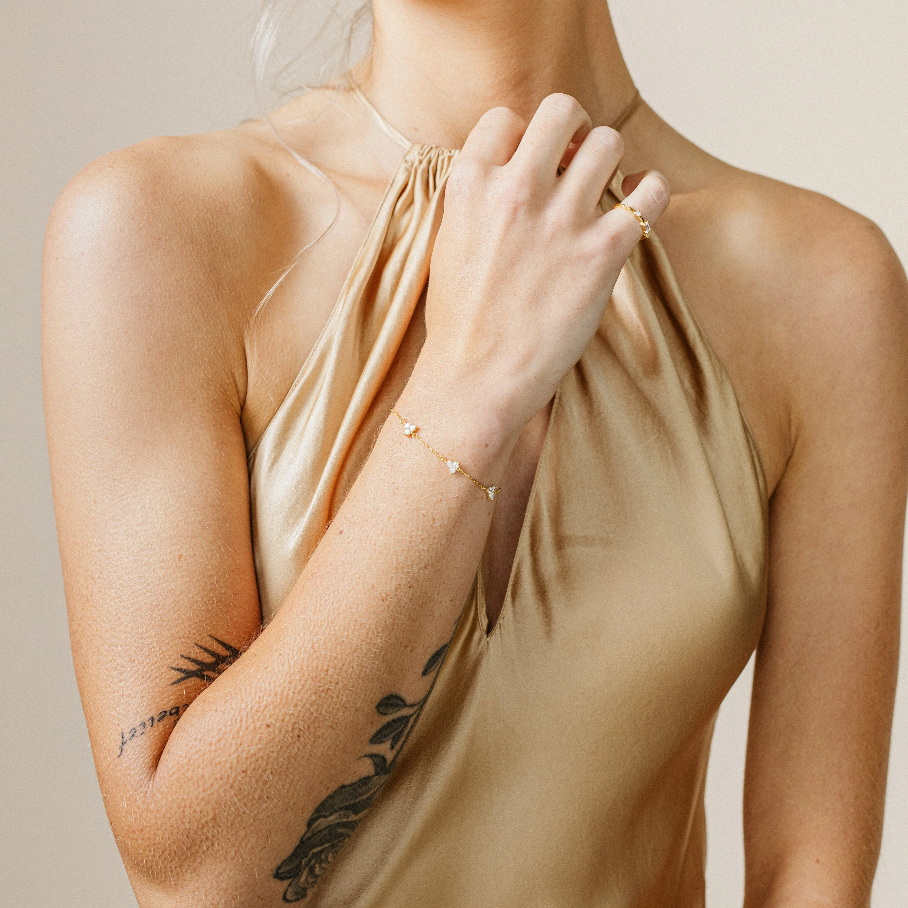 Mini Lily Diamond Bracelet in 18K Gold - Image 7