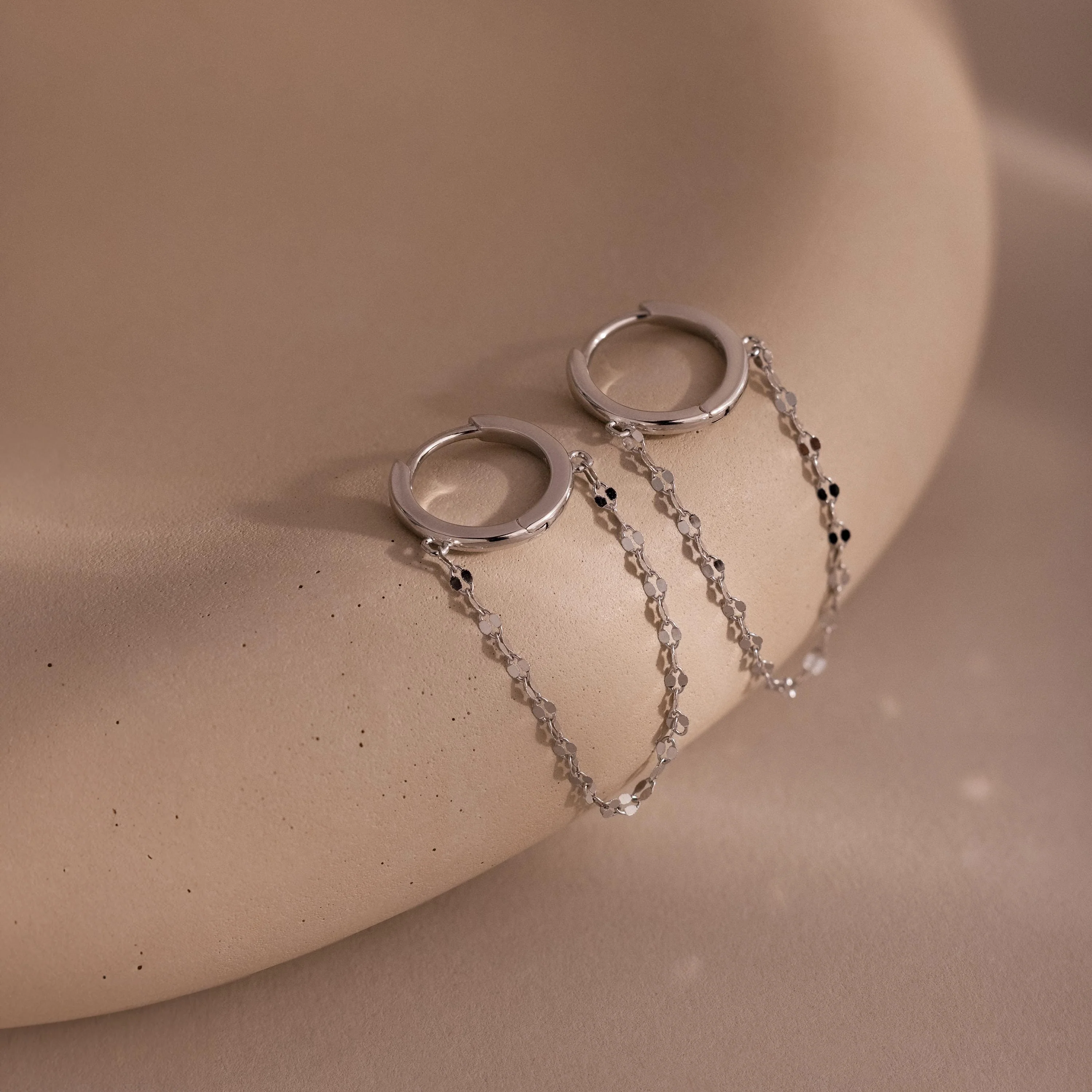 Mirror Chain Huggies - Image 6