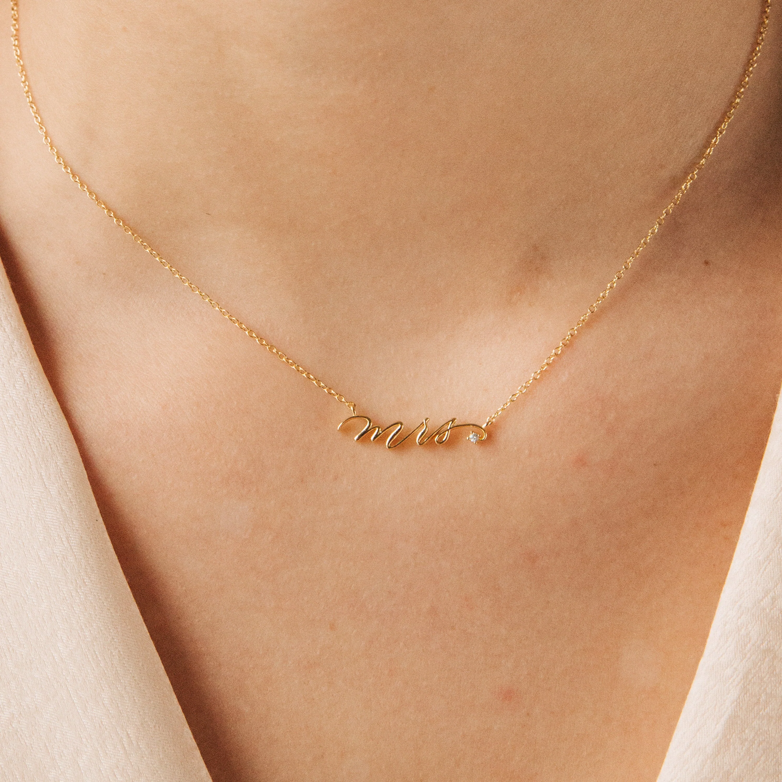 Mrs. Necklace in 18K Gold - Image 2
