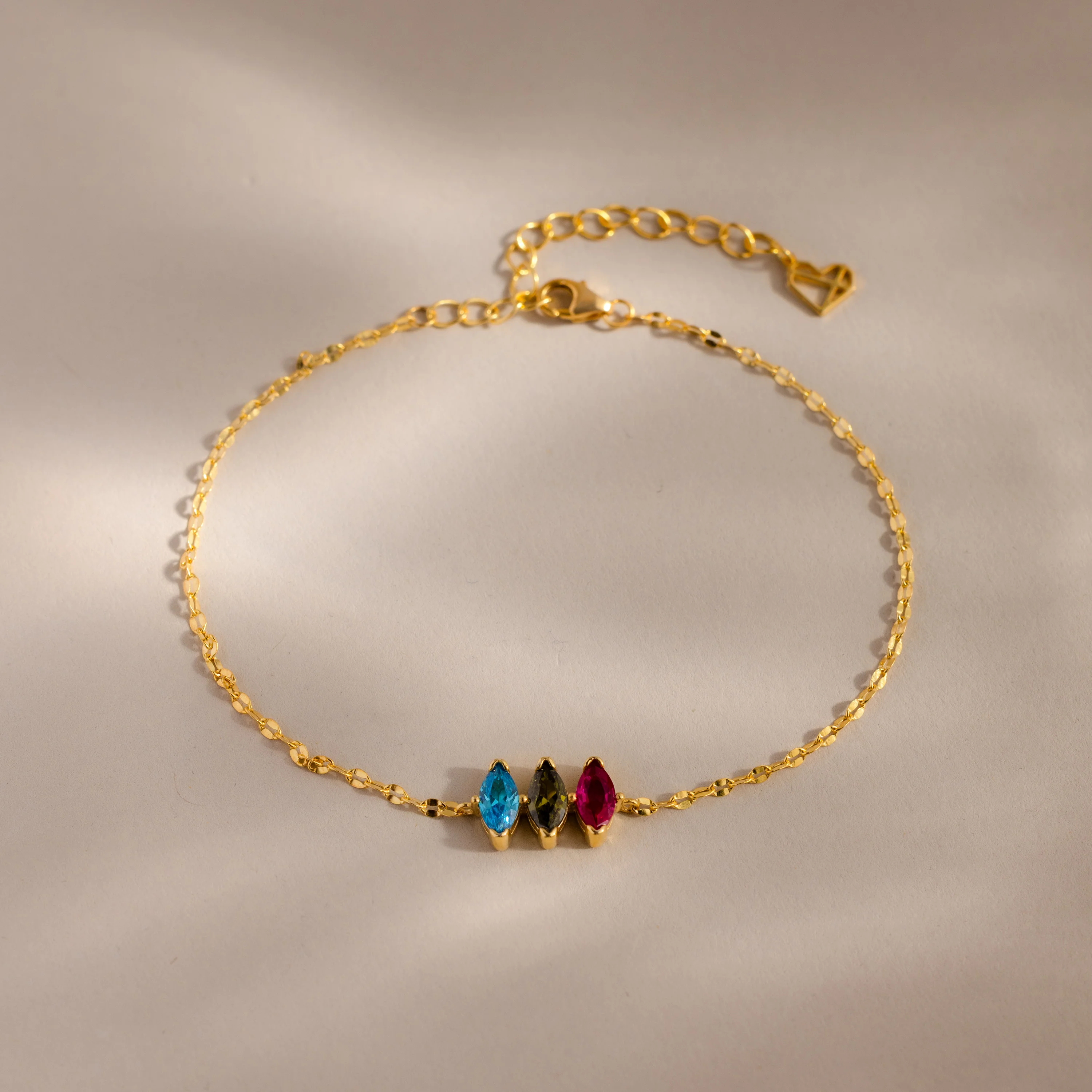 Multiple Marquise Birthstone Bracelet in 18K Gold - Image 3