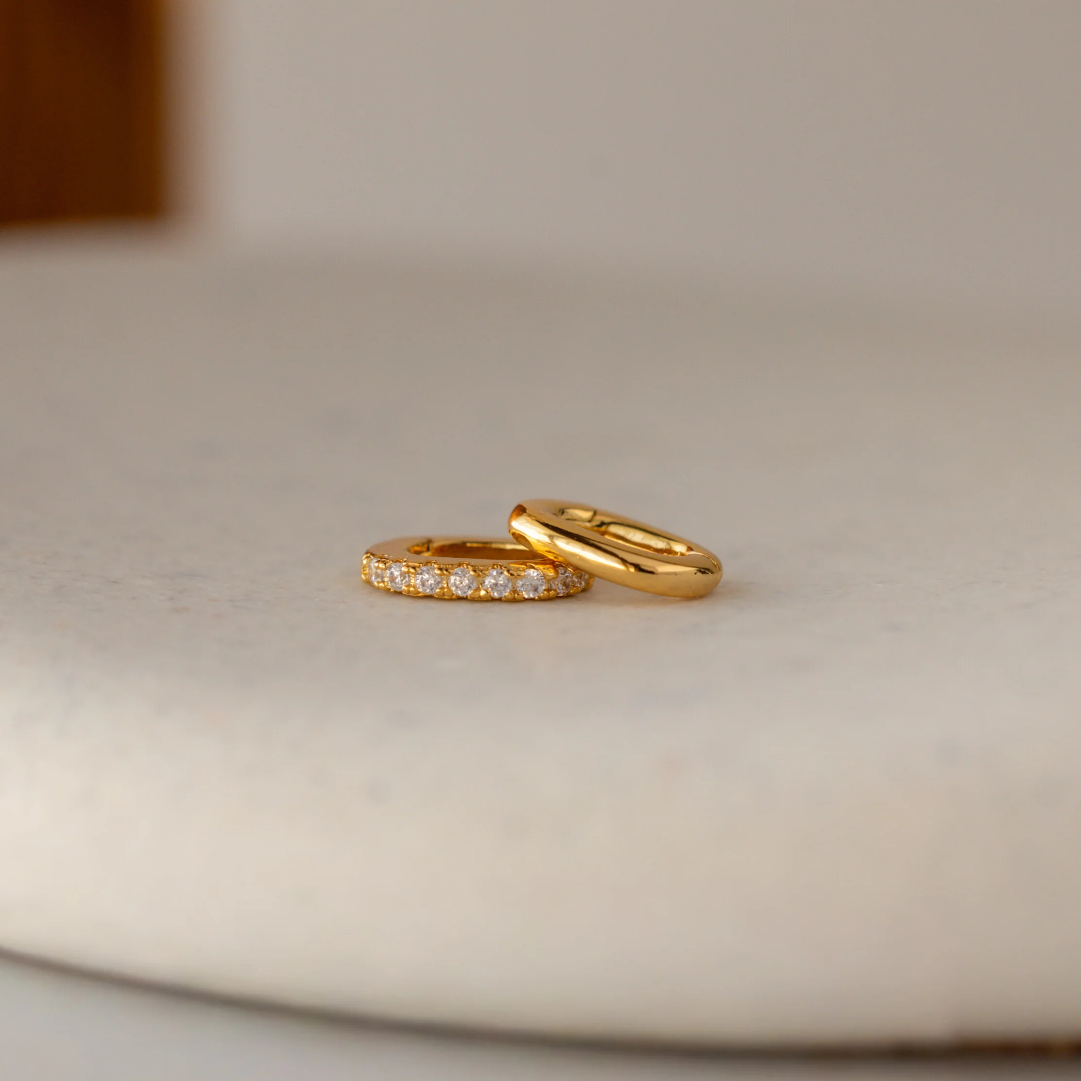 Multipurpose Pave Ring Lock Set in 18K Gold - Image 3