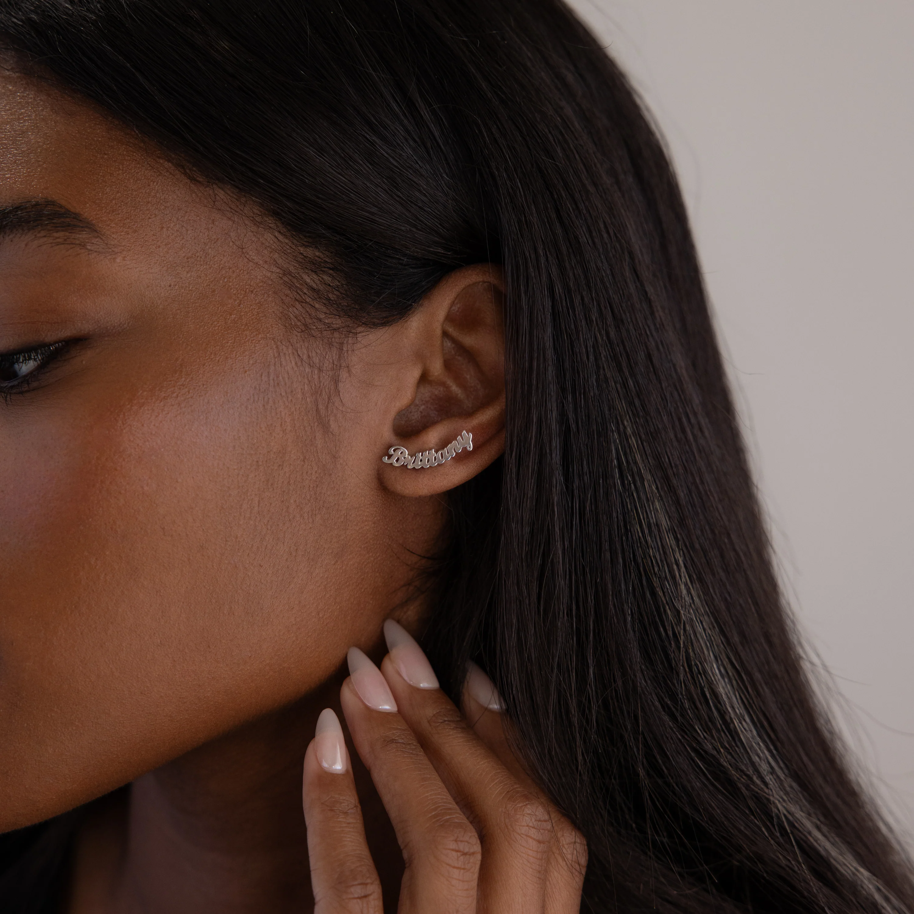 London Name Earrings - Image 4