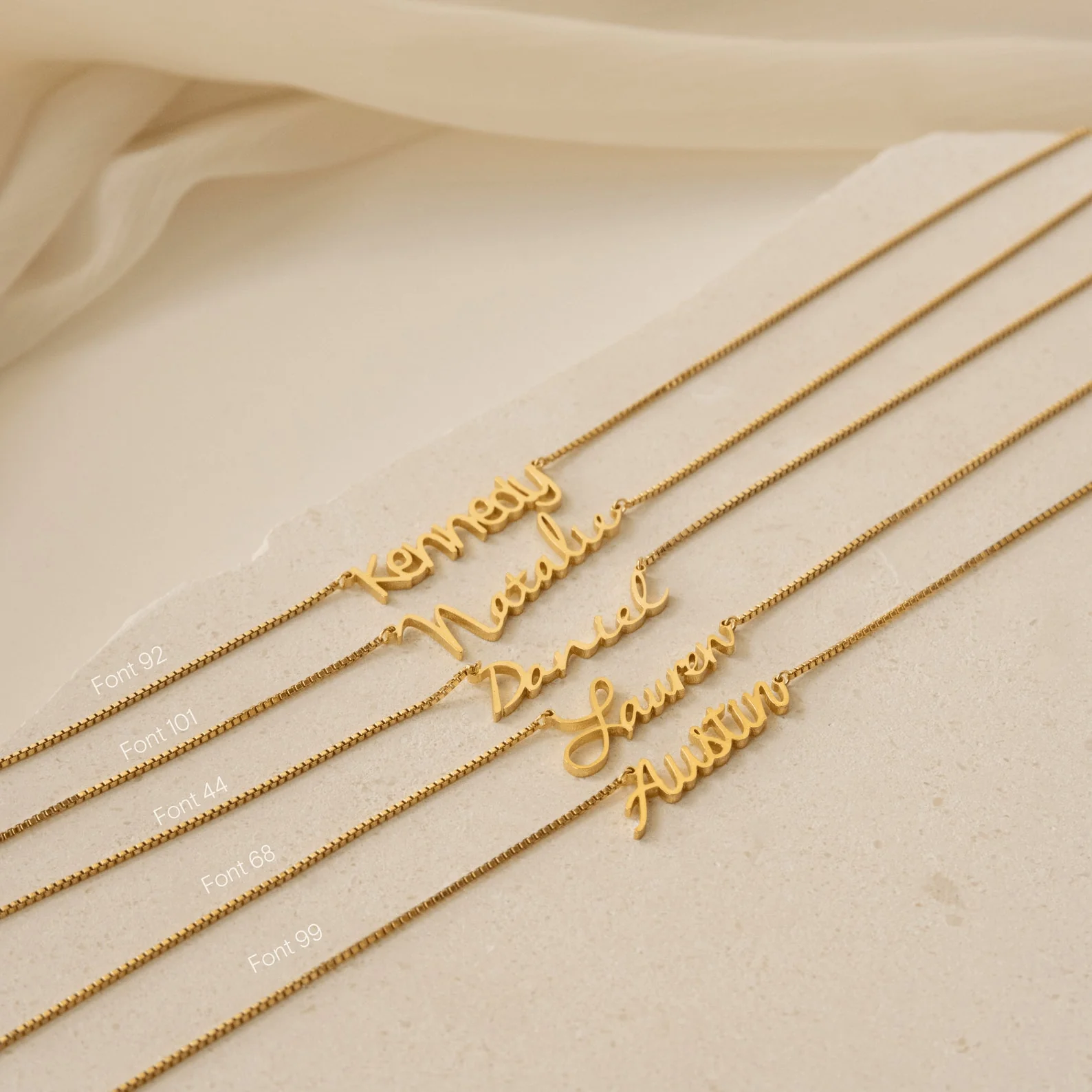 Nella Name Necklace in Box Chain - Image 2