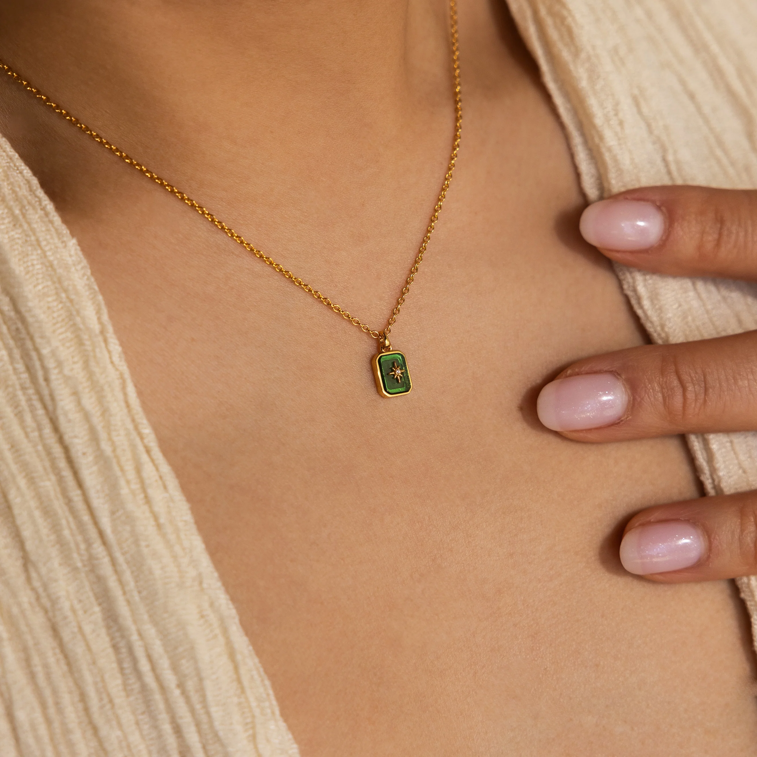 North Star Emerald Necklace - Image 2