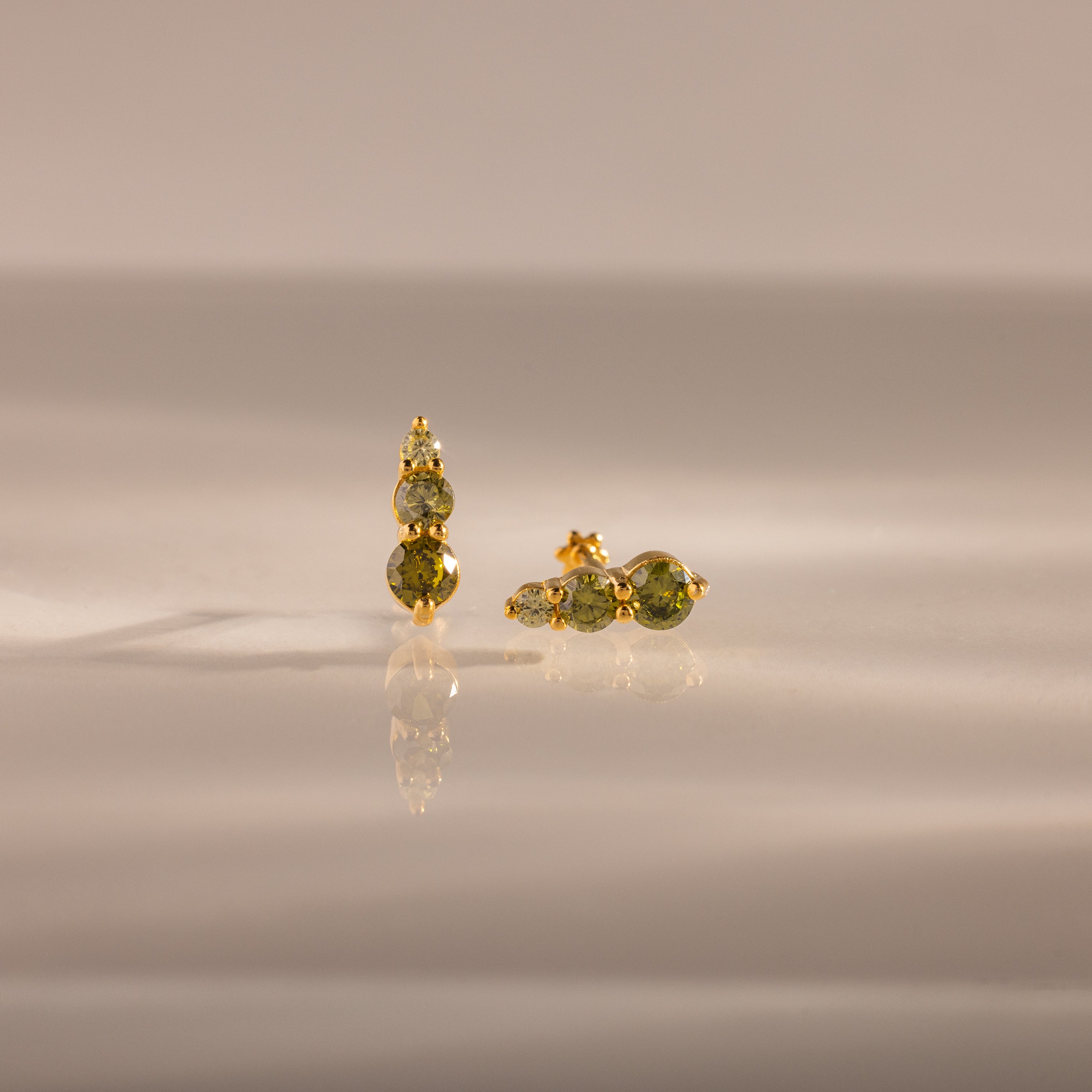 Ombre Peridot Flatback Studs