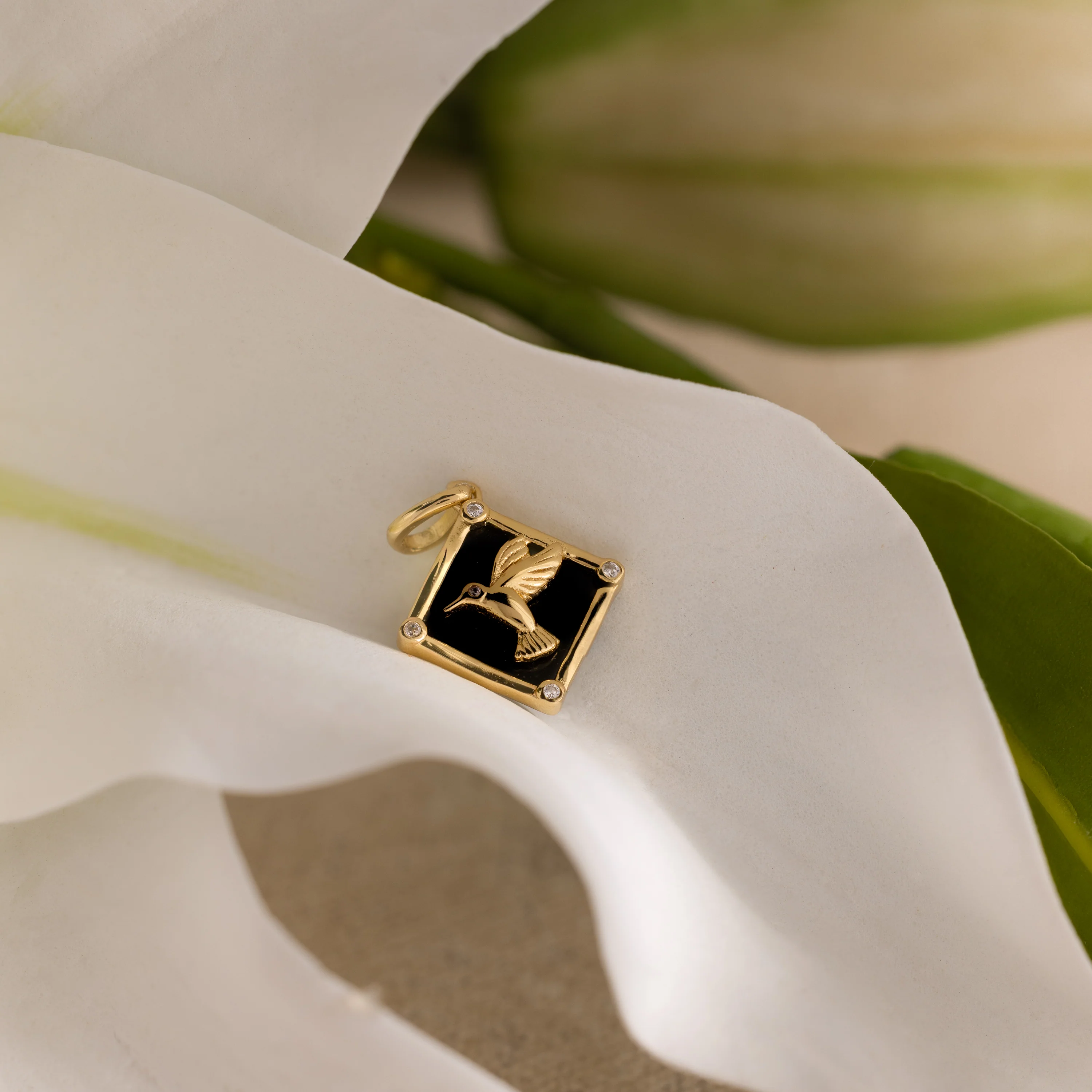 Onyx Hummingbird Charm in 18K Gold - Image 5
