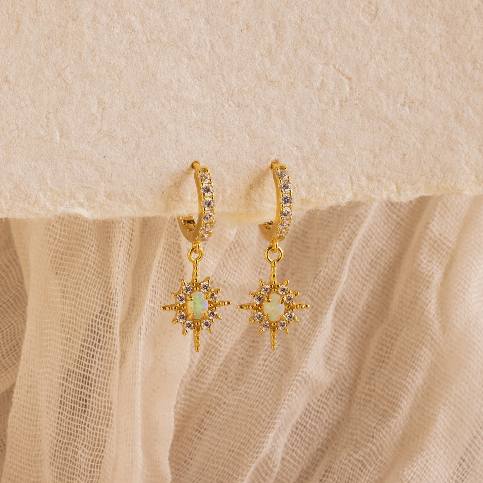 Opal Star Necklace & Earrings Set in 18K Gold - Image 5