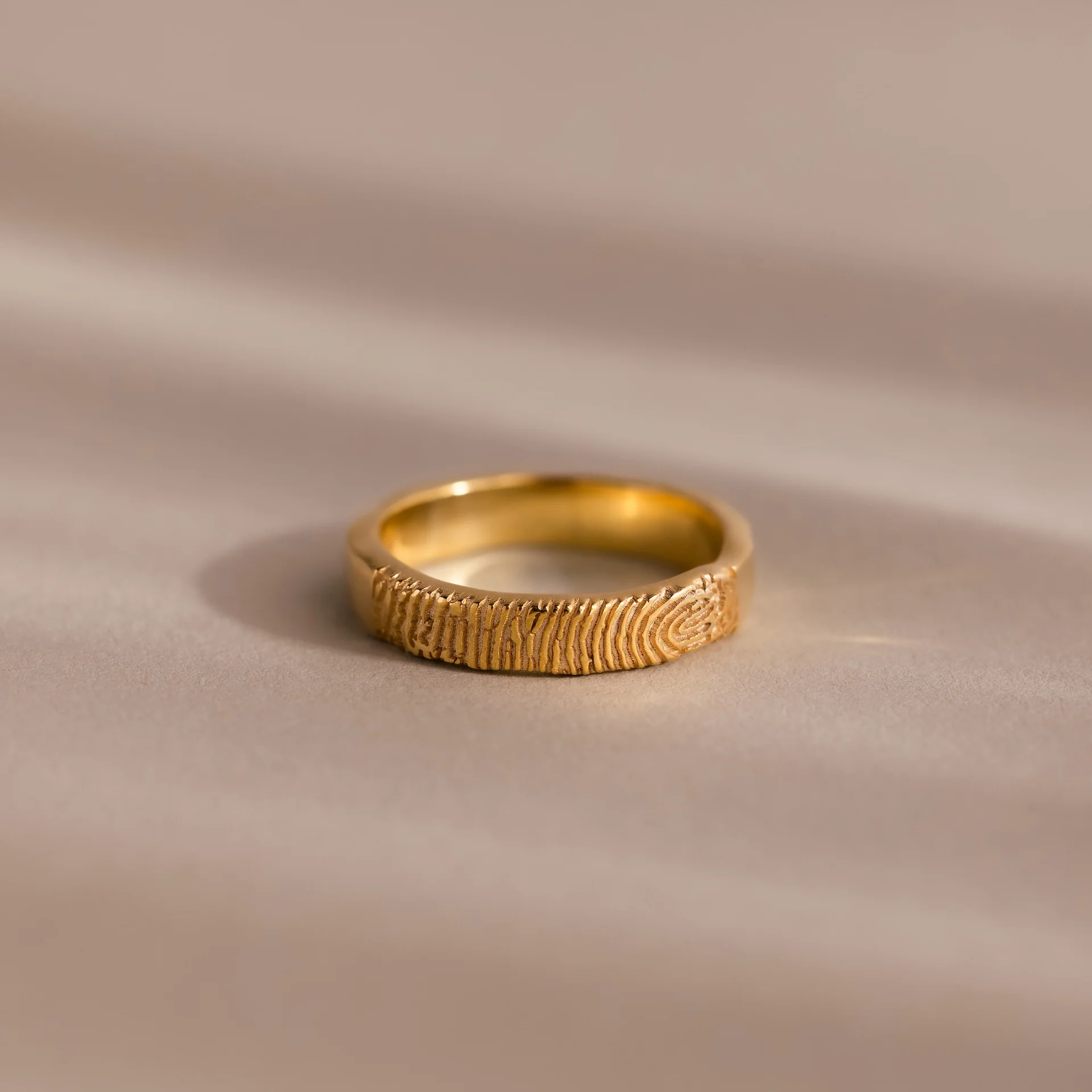 Organic Fingerprint Band