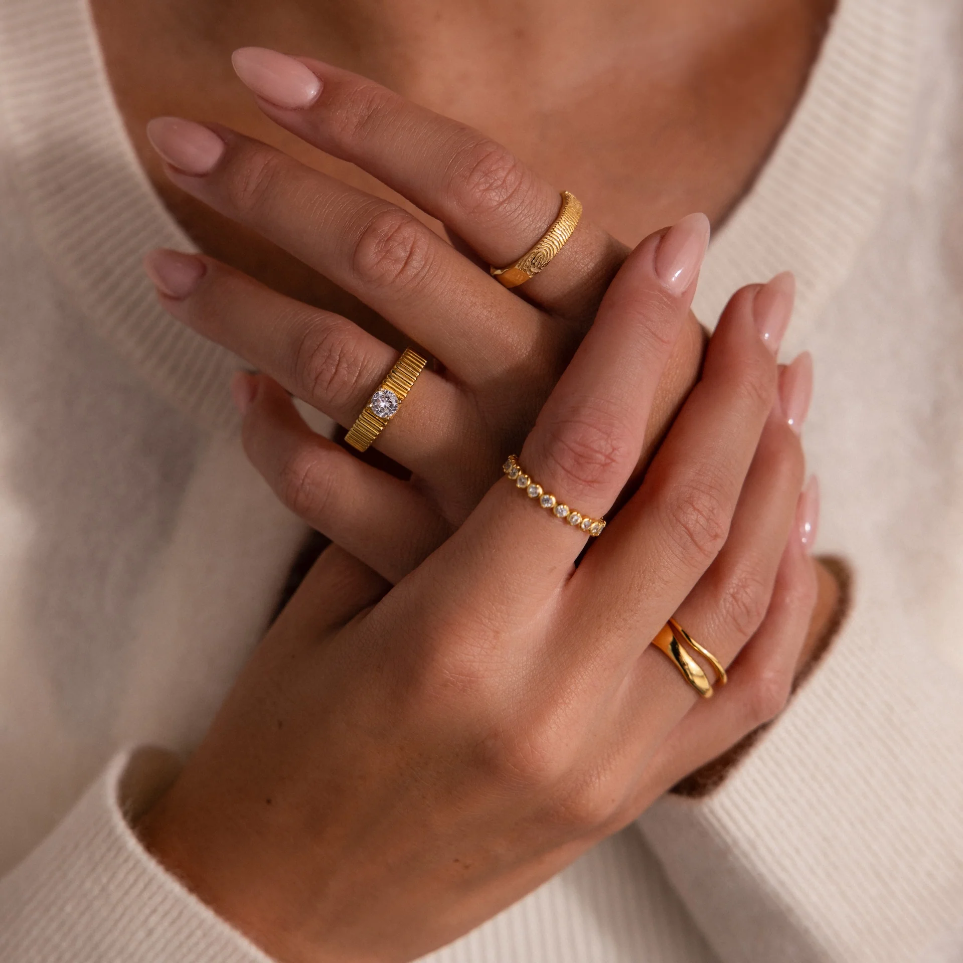Organic Fingerprint Band in 18K Gold - Image 6