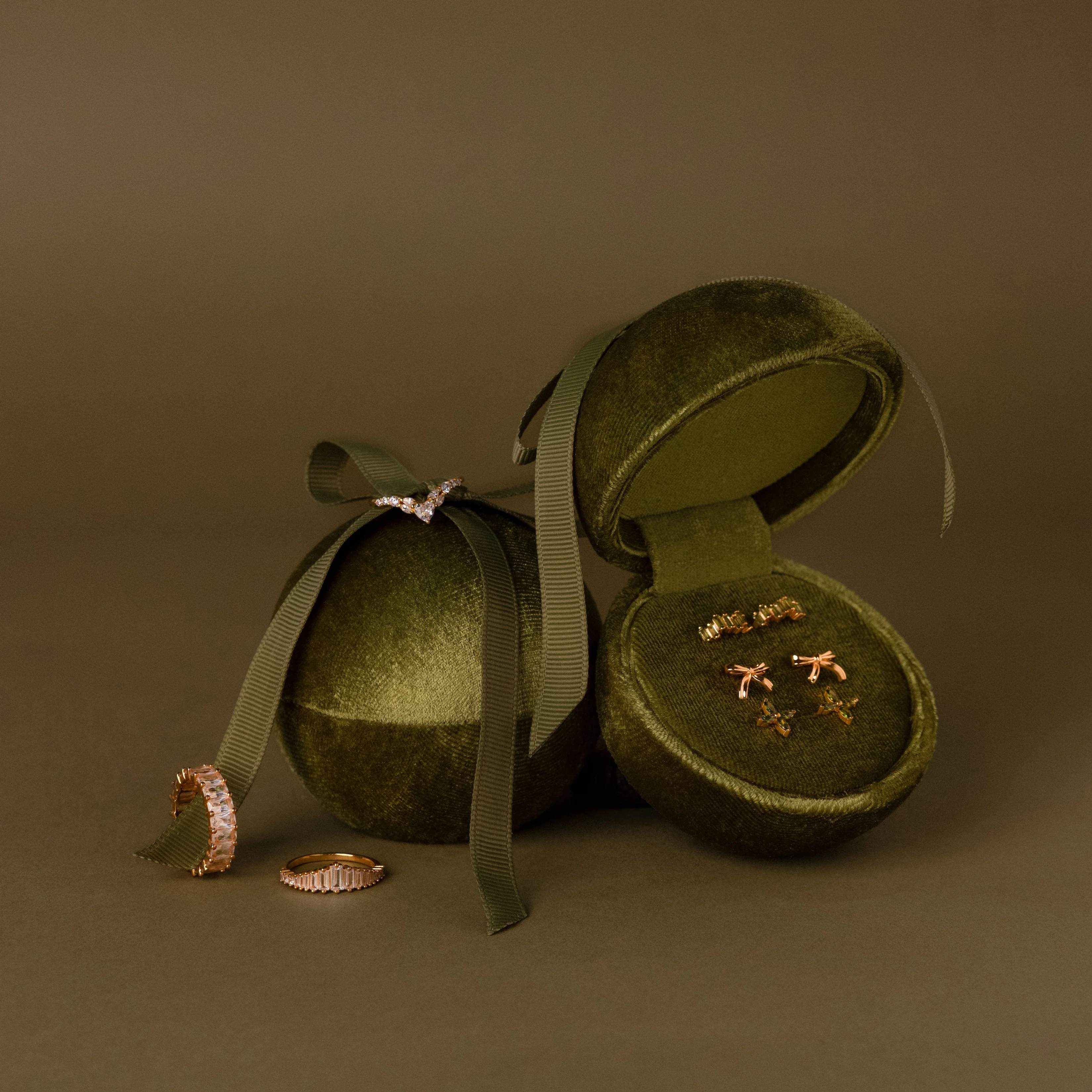 Green Ornament Jewelry Box