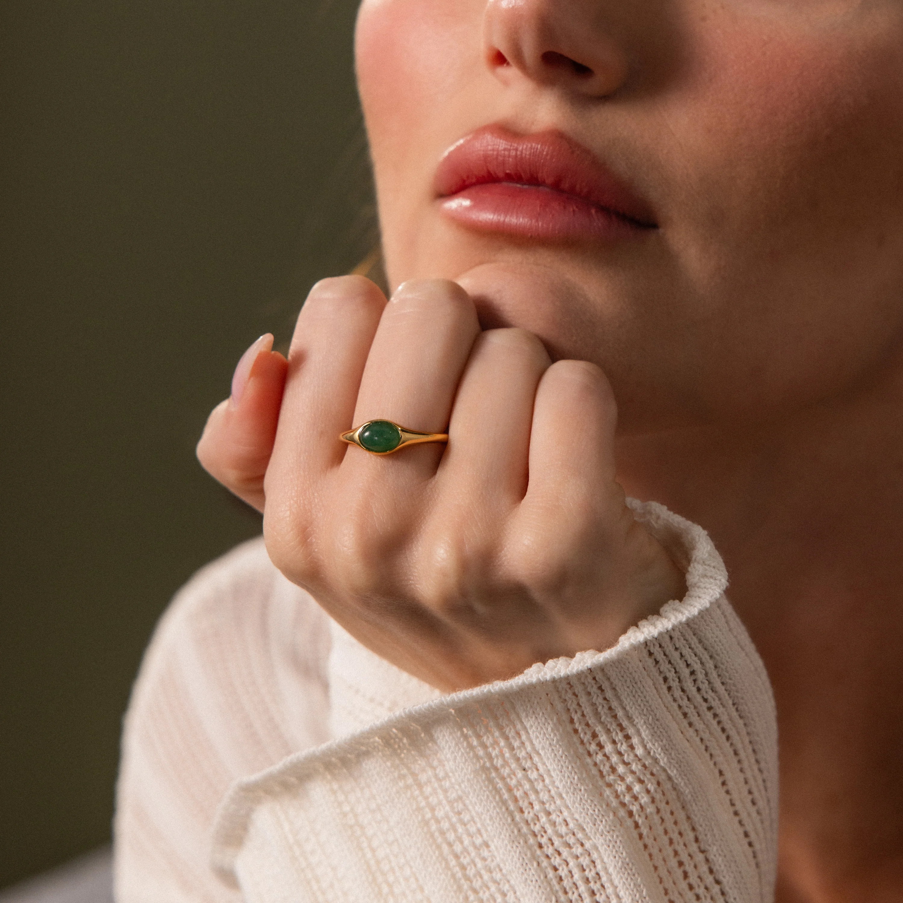 Oval Jade Signet Ring - Image 4