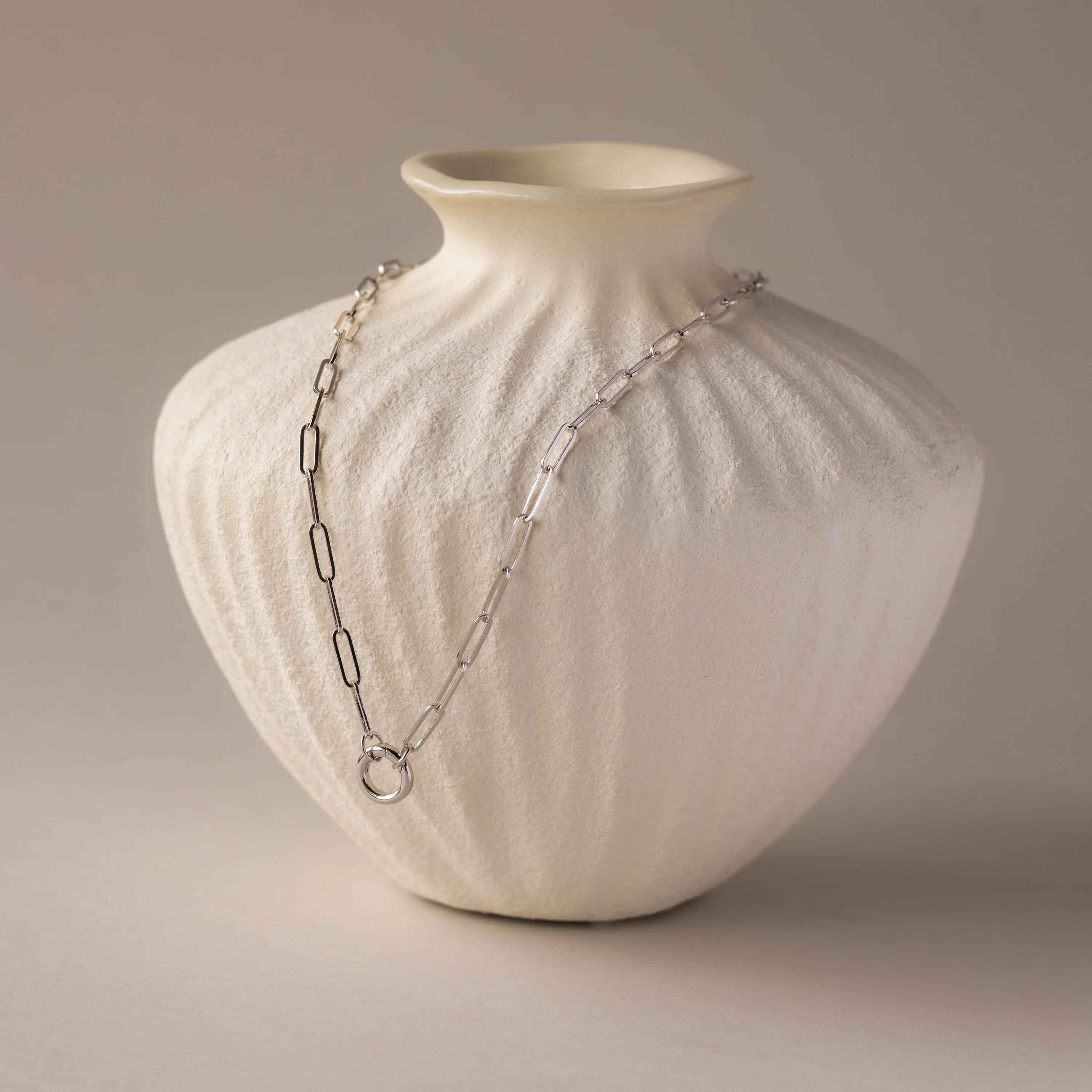 Paperclip Clasp Necklace in Silver - Image 3