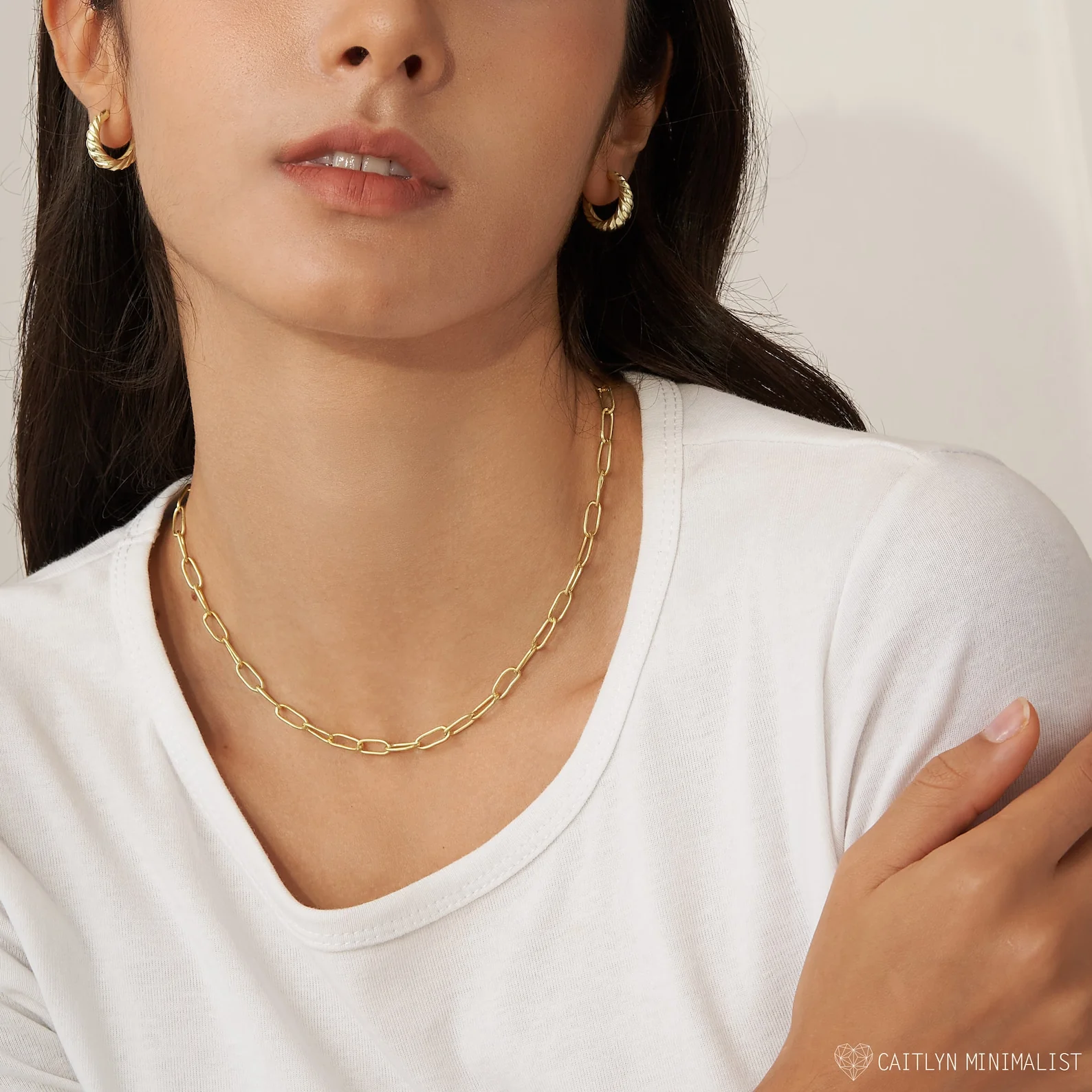 Paperclip Toggle Necklace in 18K Gold - Image 5