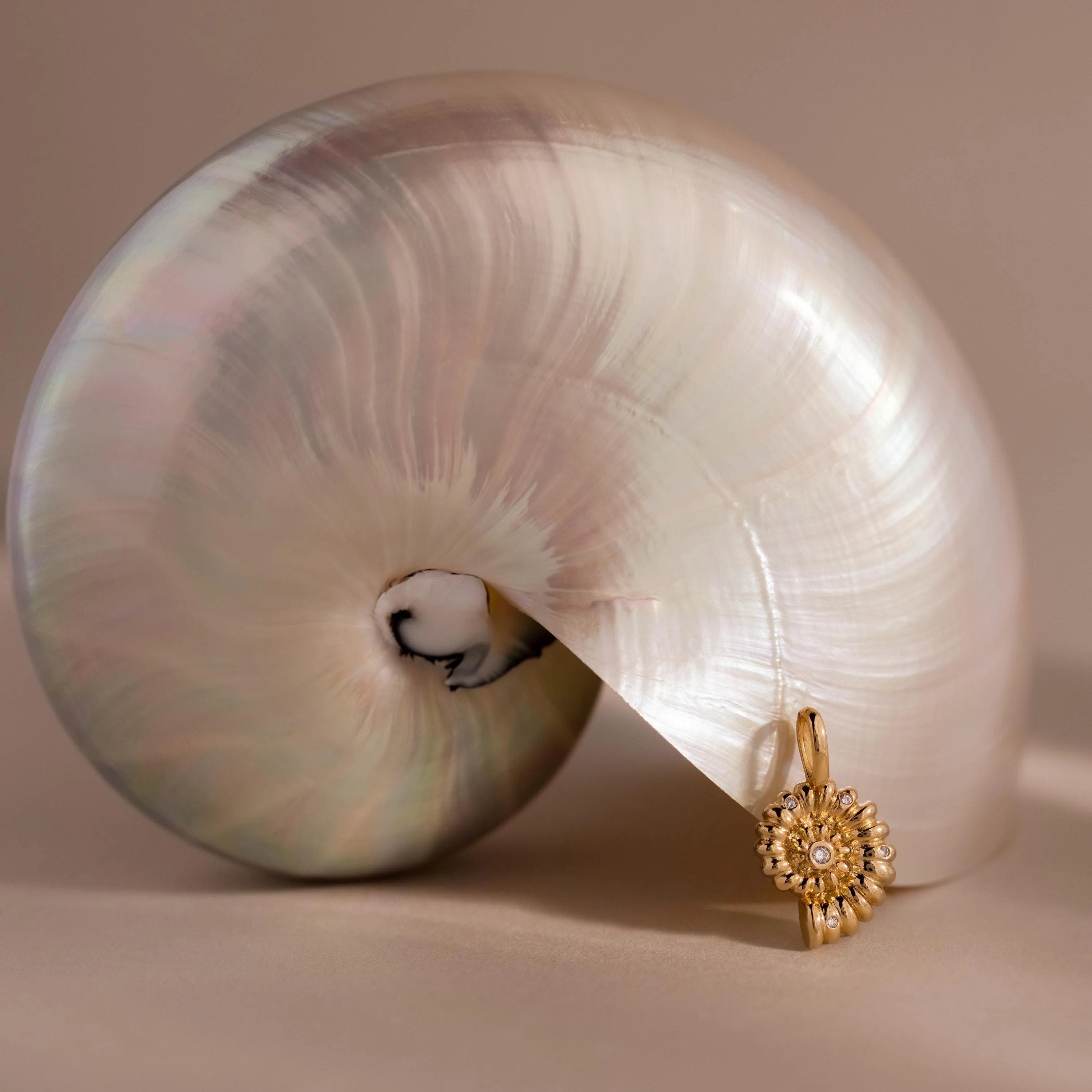 Pave Seashell Charm in 18K Gold - Image 3