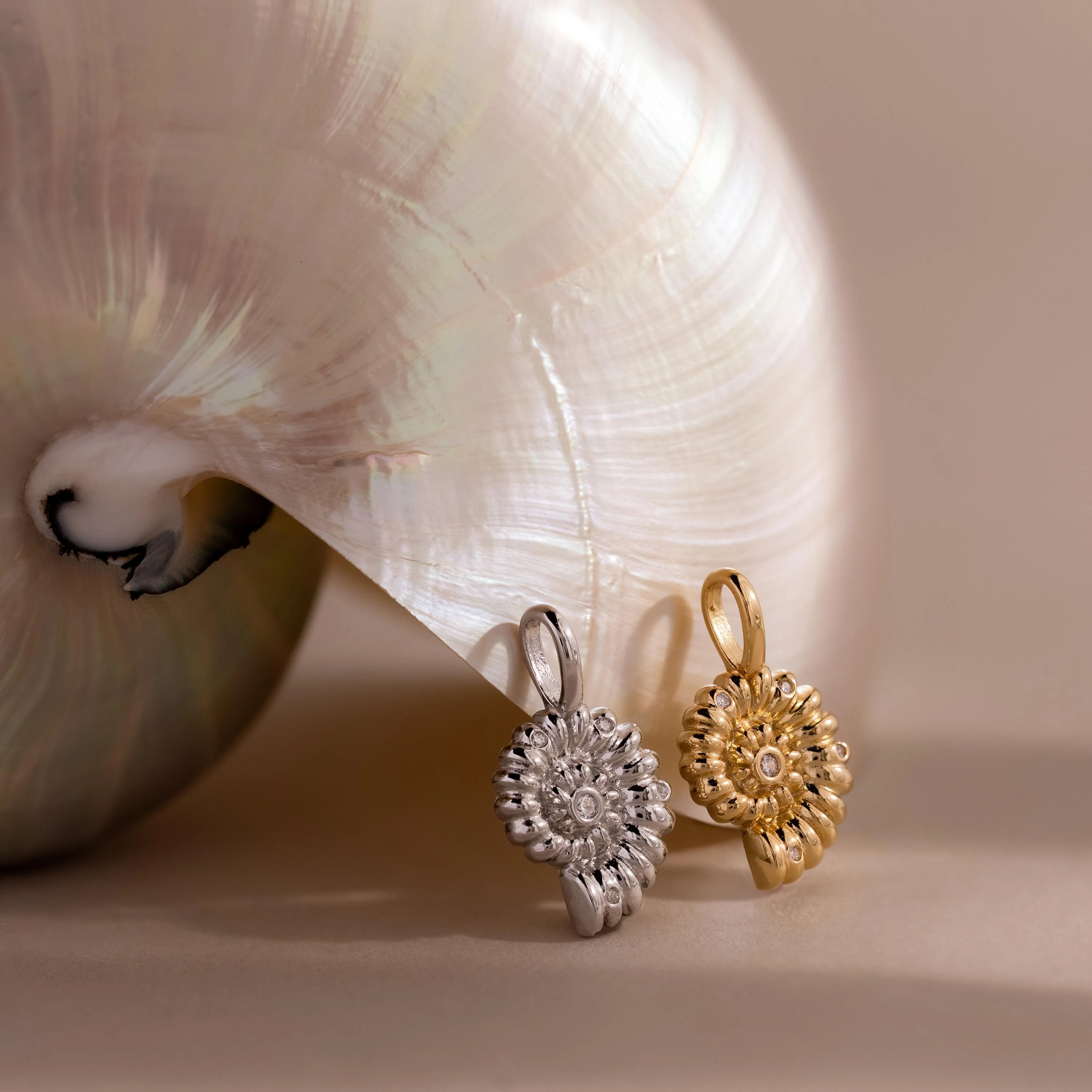 Pave Seashell Charm - Image 3