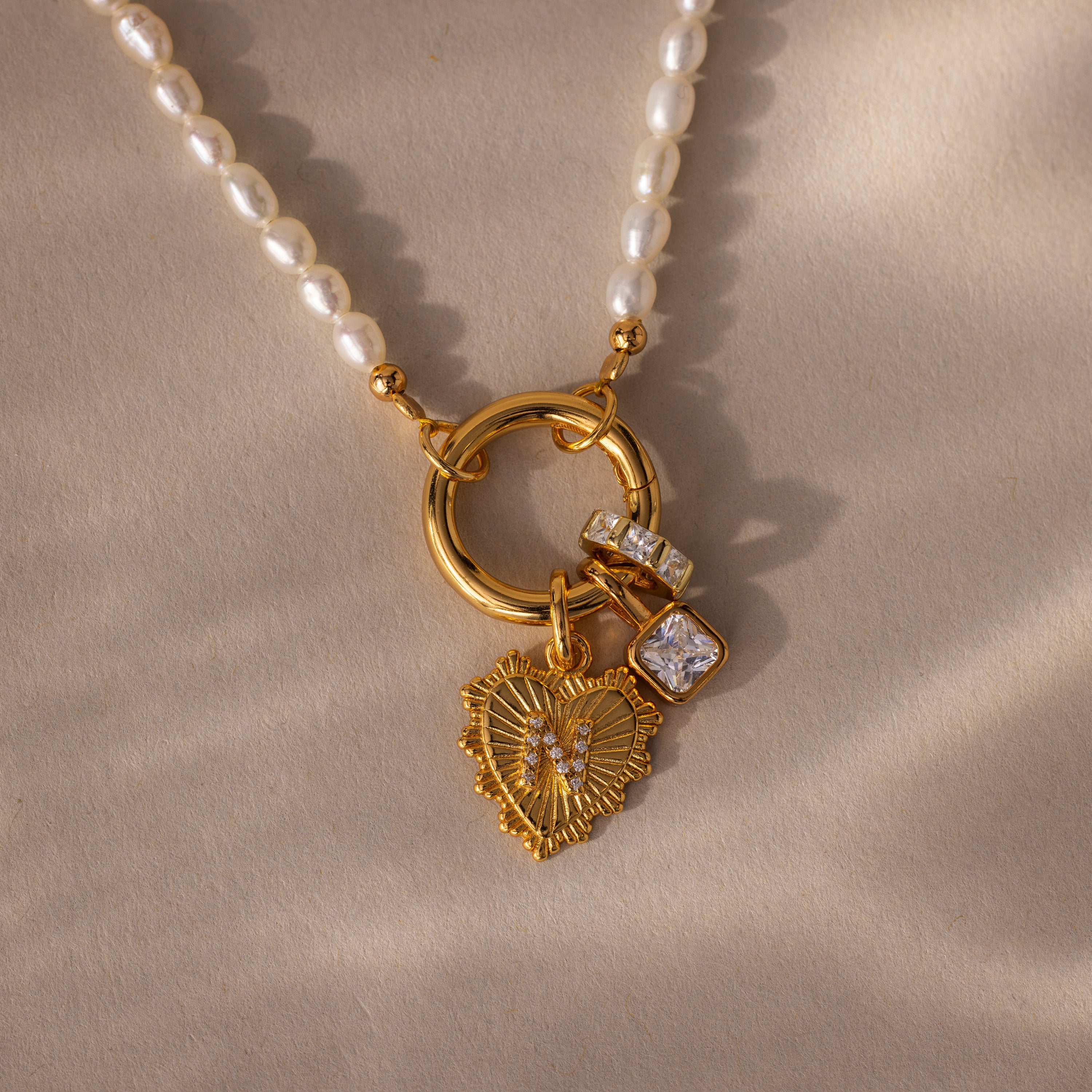 Pearl Chain Clasp Necklace - Image 8