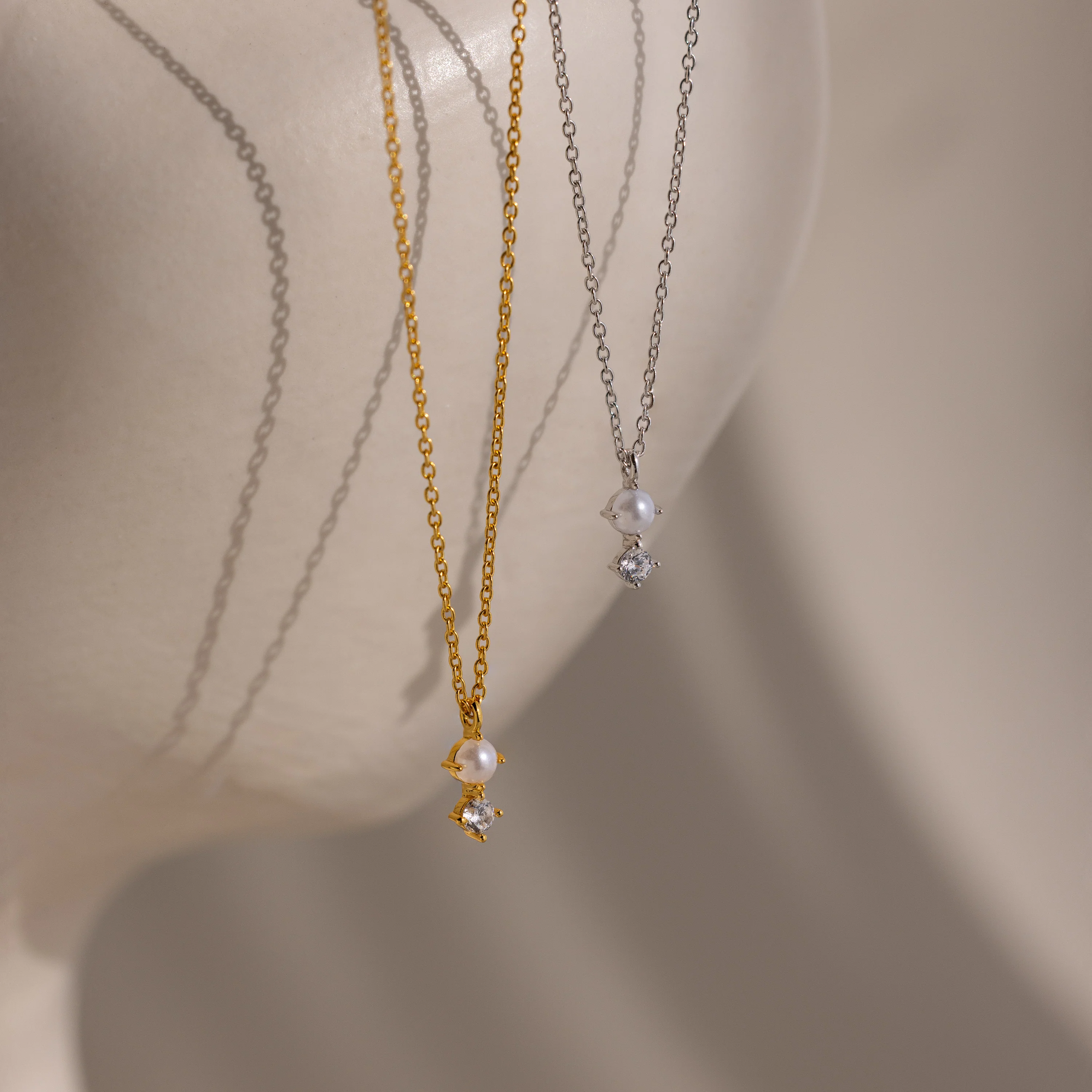 Pearl Diamond Drop Necklace in 18K Gold - Image 7