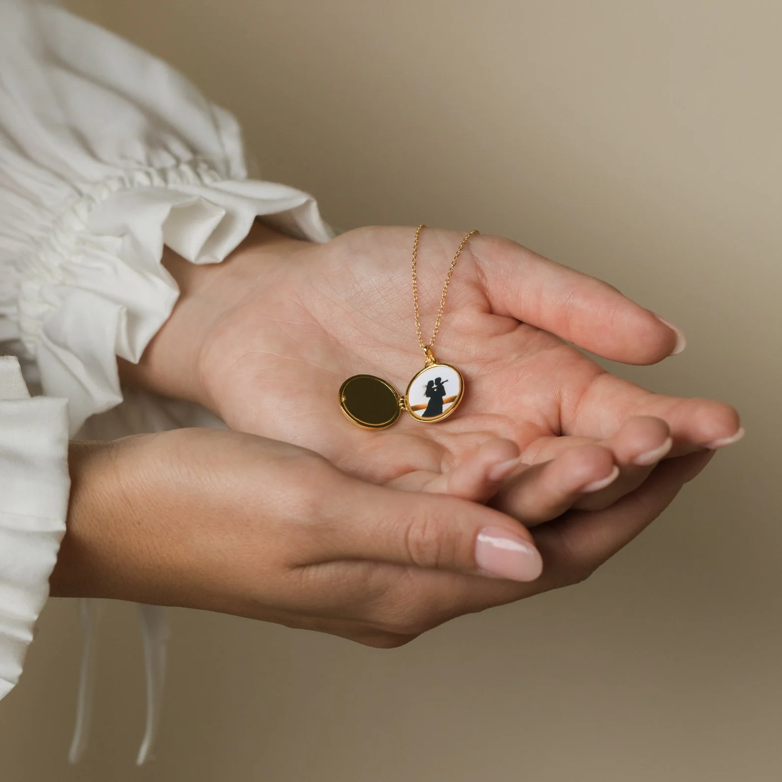 Pearl Disc Locket Necklace - Image 8
