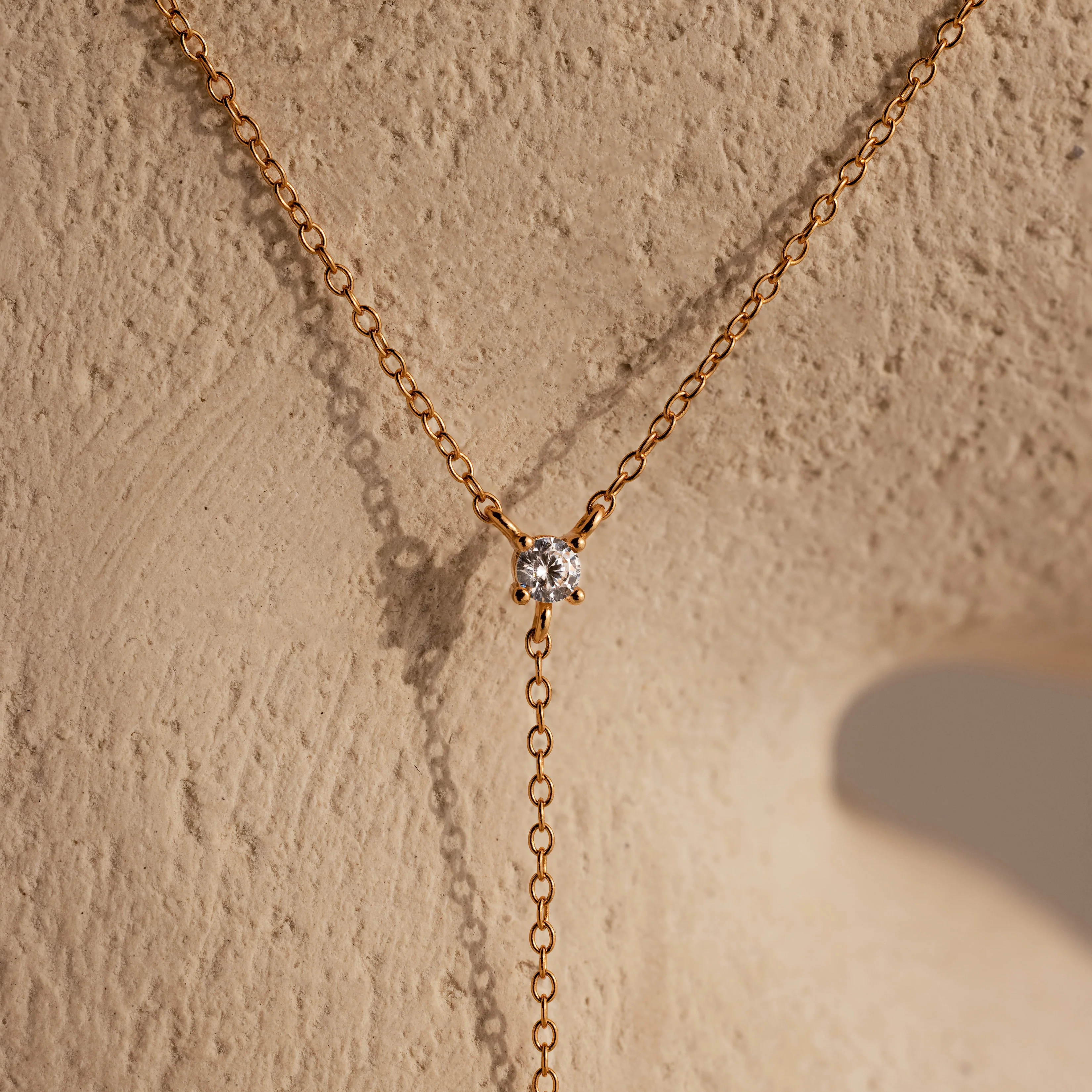 Pearl Drop Lariat Necklace in 18K Gold - Image 5