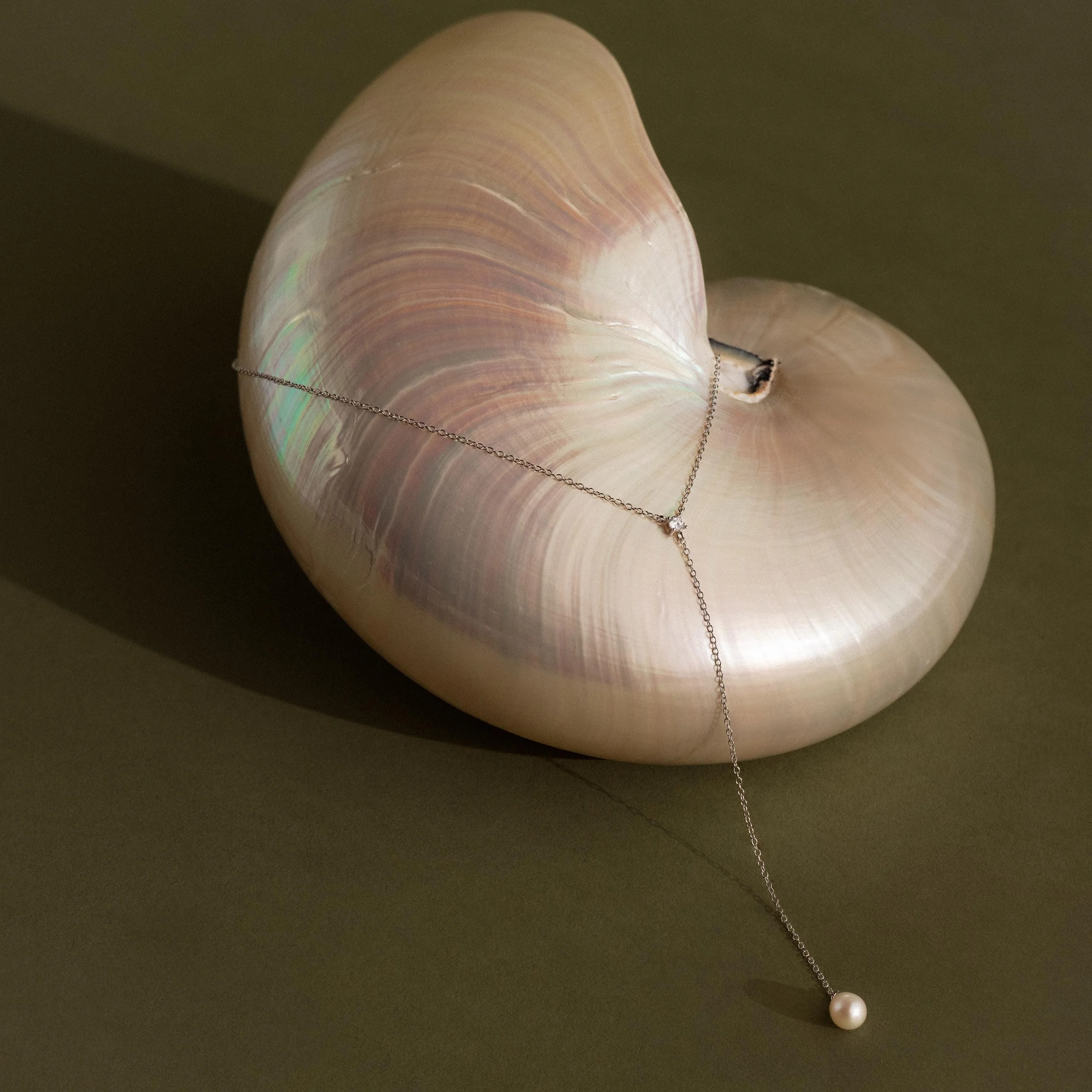 Pearl Drop Lariat Necklace - Image 4