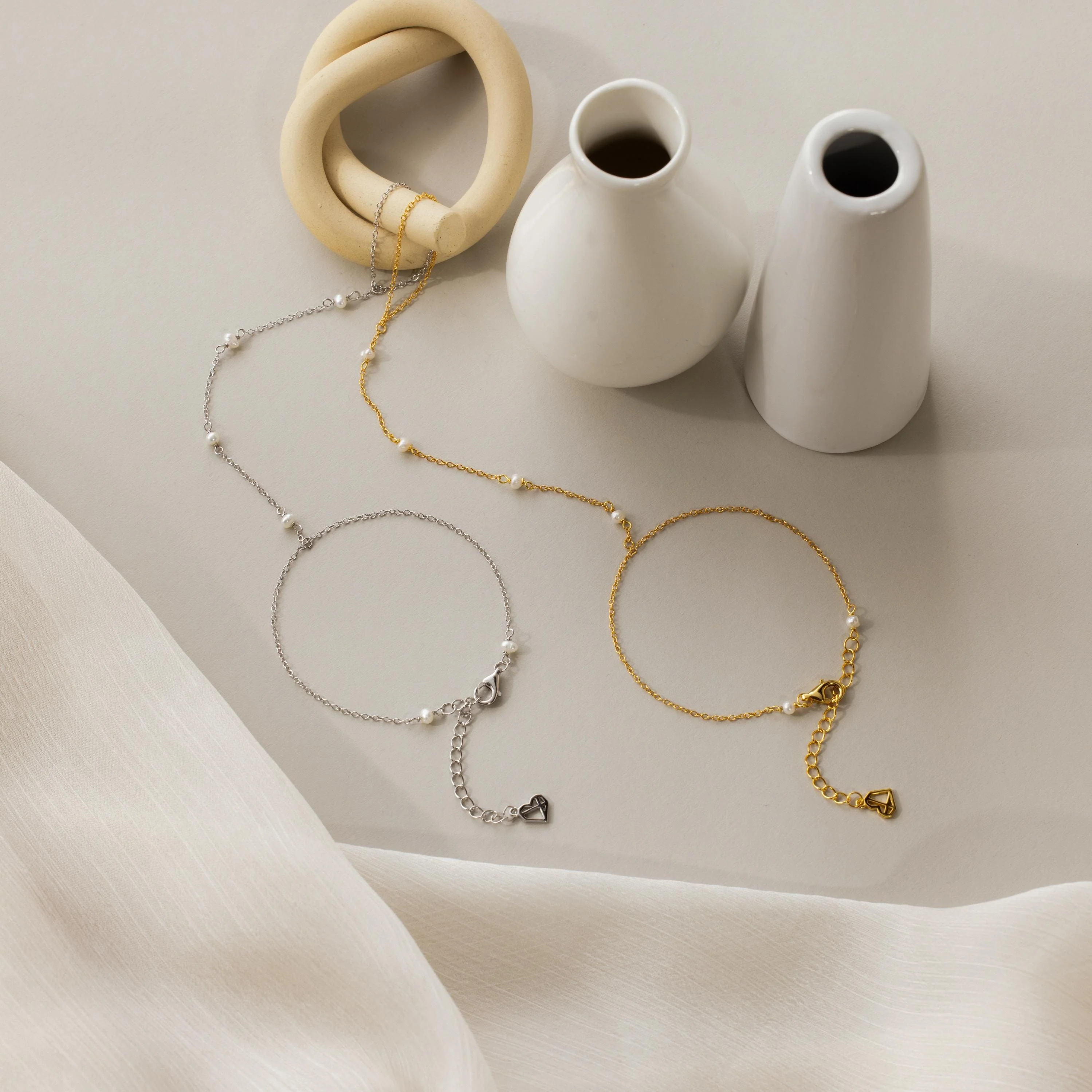 Pearl Hand Chain Bracelet - Image 7