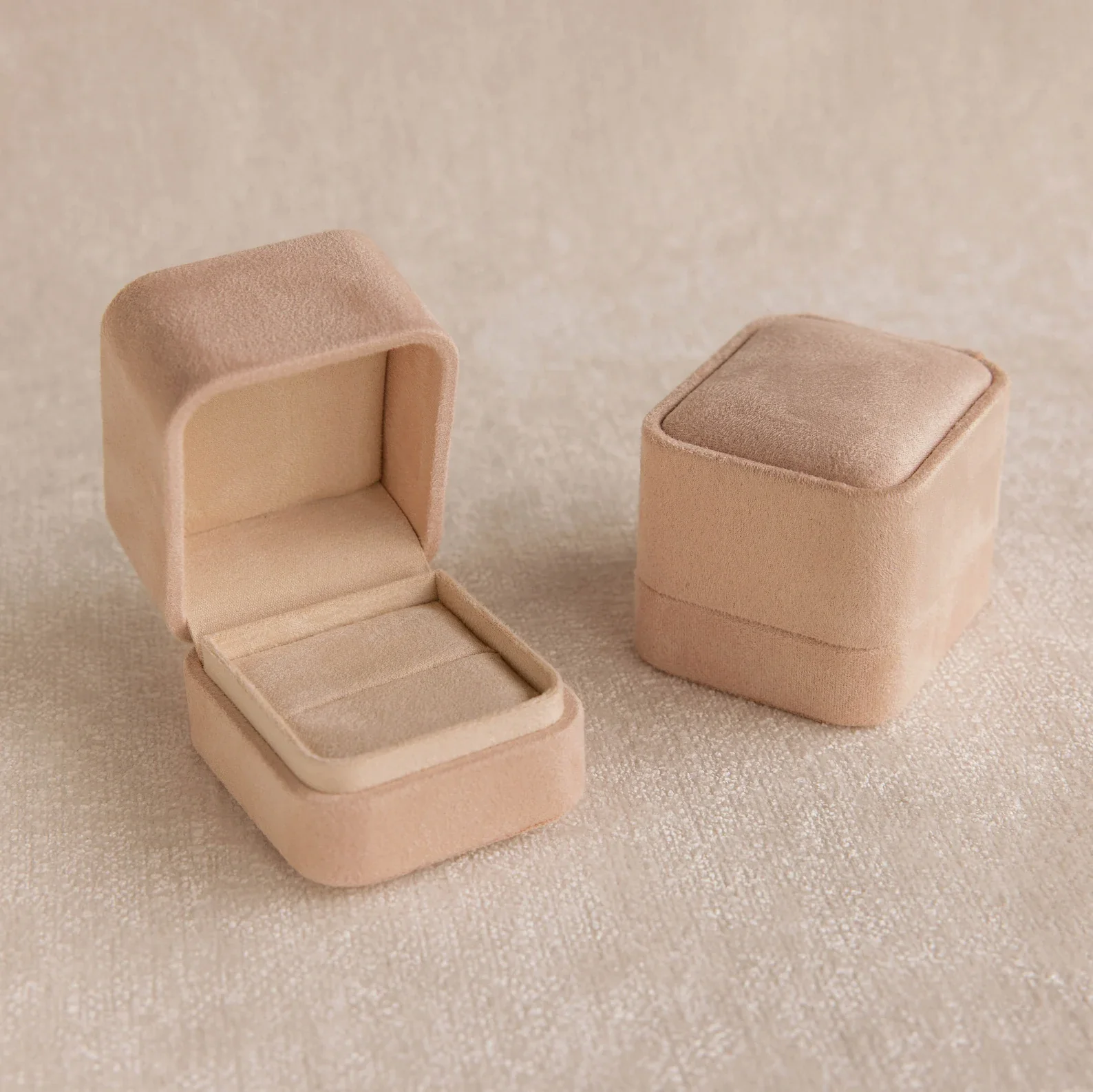 Pink Suede Ring Box - Image 3