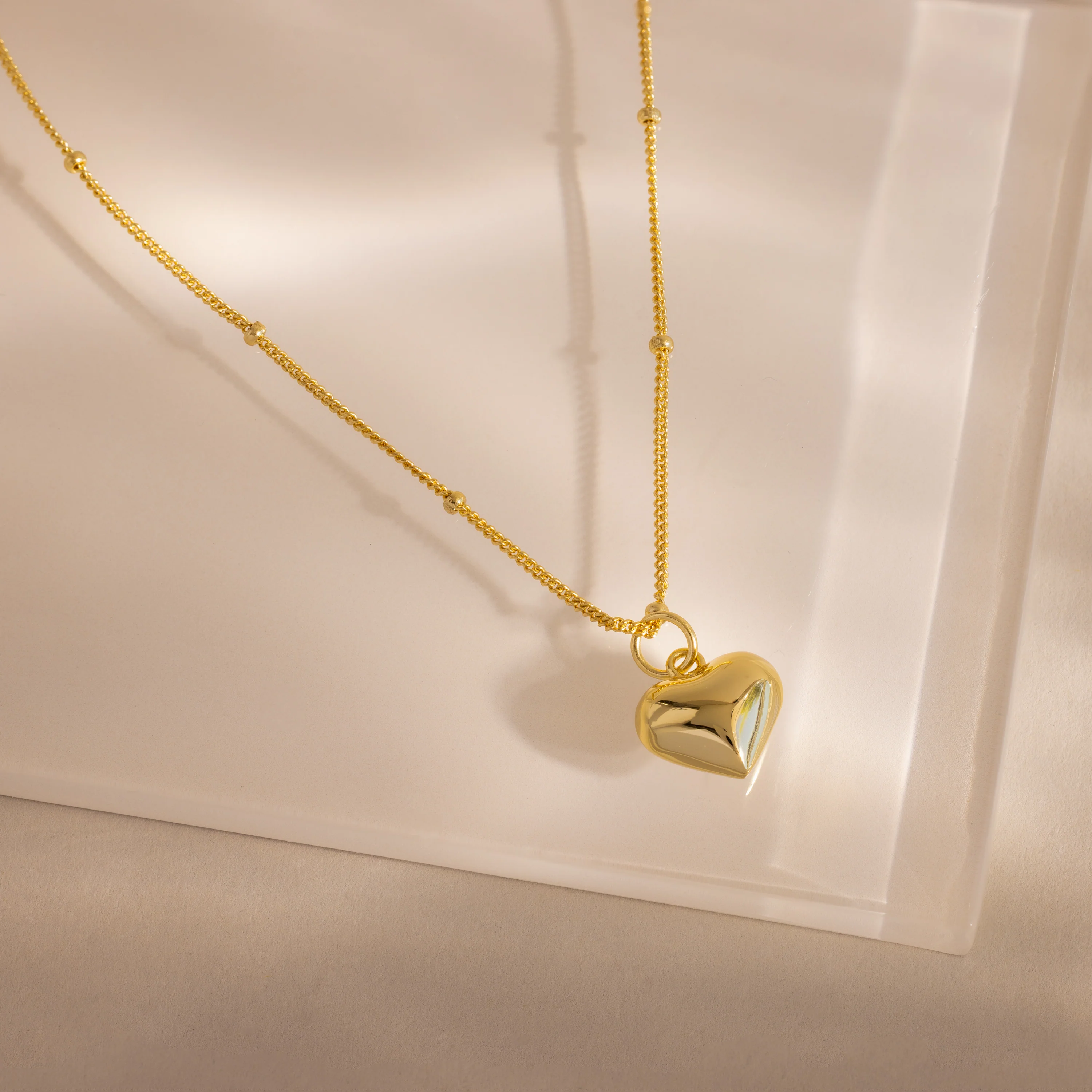Puff Heart Charm Necklace in 18K Gold - Image 3