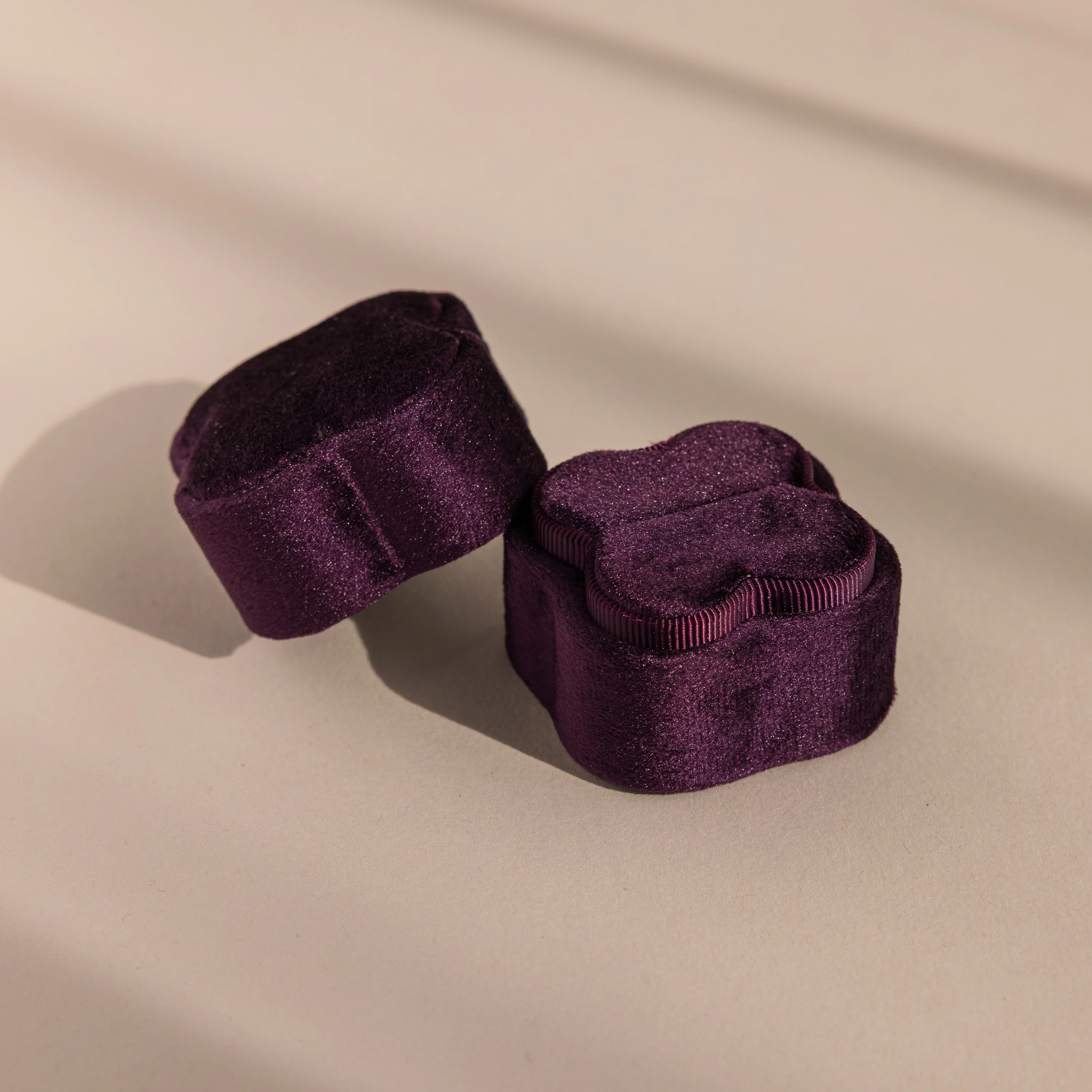 Purple Flower Velvet Ring Box - Image 8