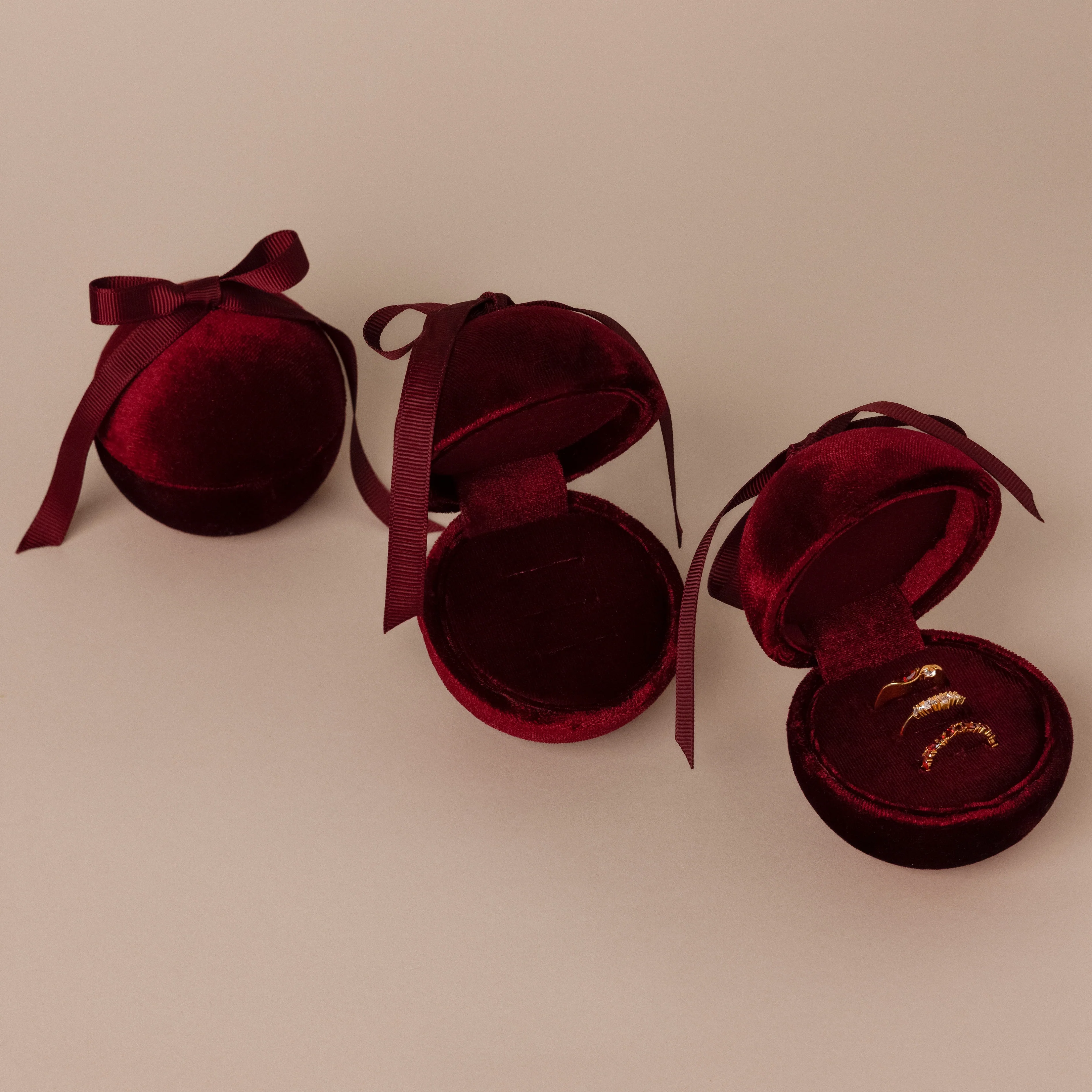 Red Ornament Jewelry Box - Image 7