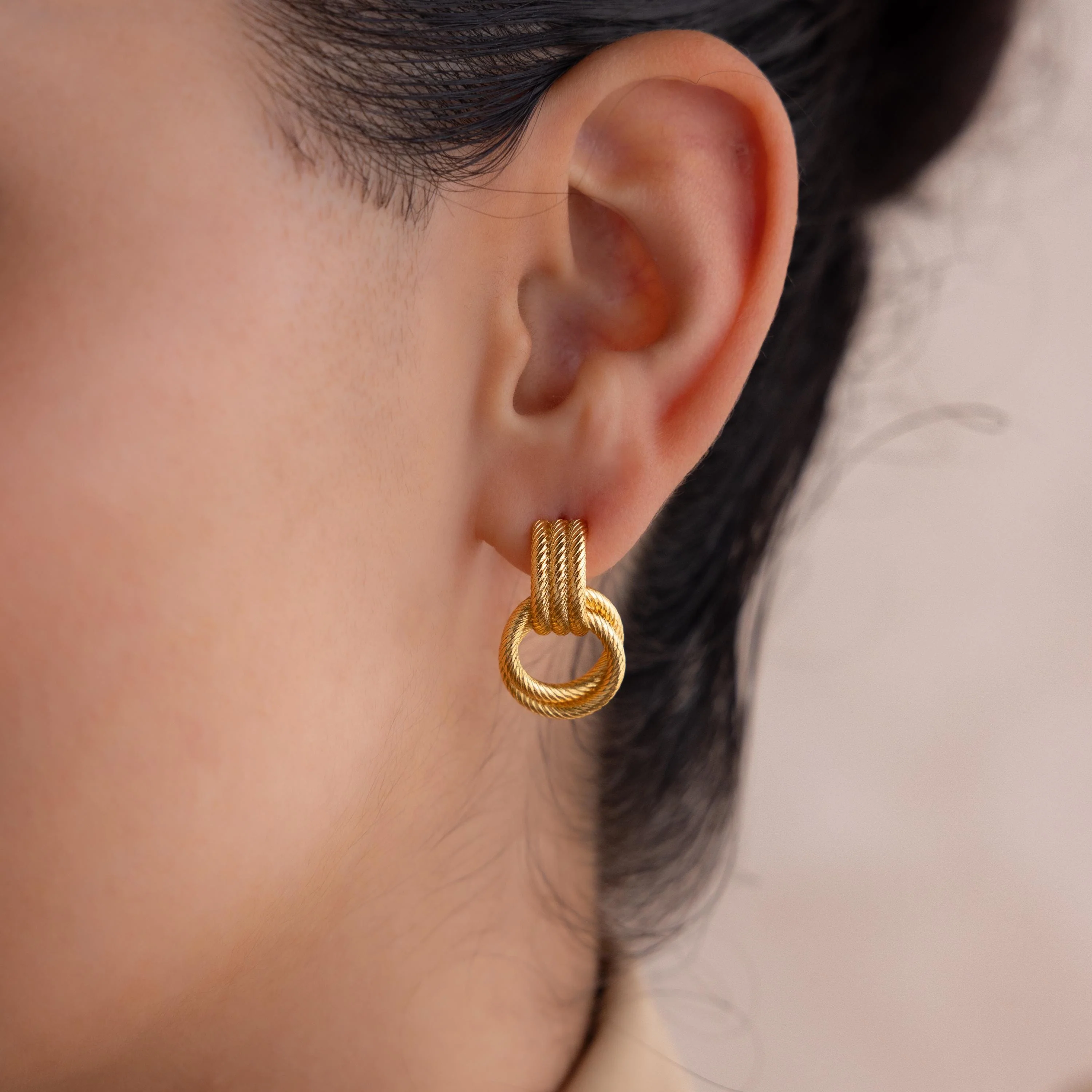 Ribbed Duo Knot Earrings - Image 2