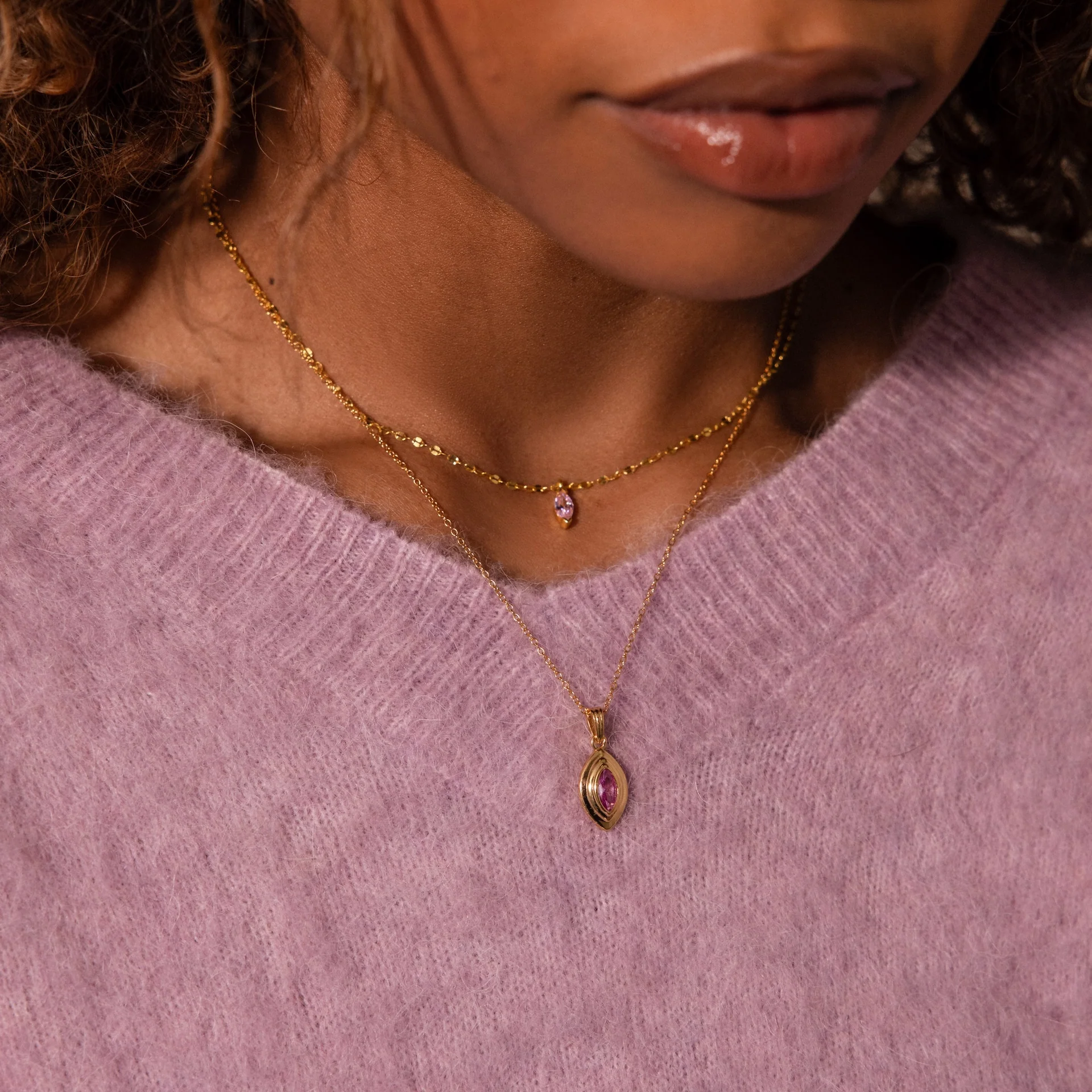 Ribbed Emerald Pendant Necklace - Image 4